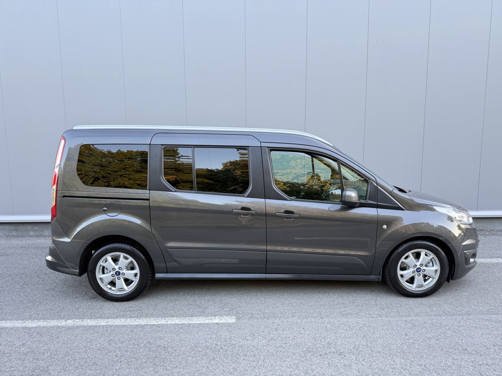 Ford Tourneo Connect 1,5 TDCi 120 KS AUTOMATIK FULL PANORAMA 7 SJEDALA, fotografija 20