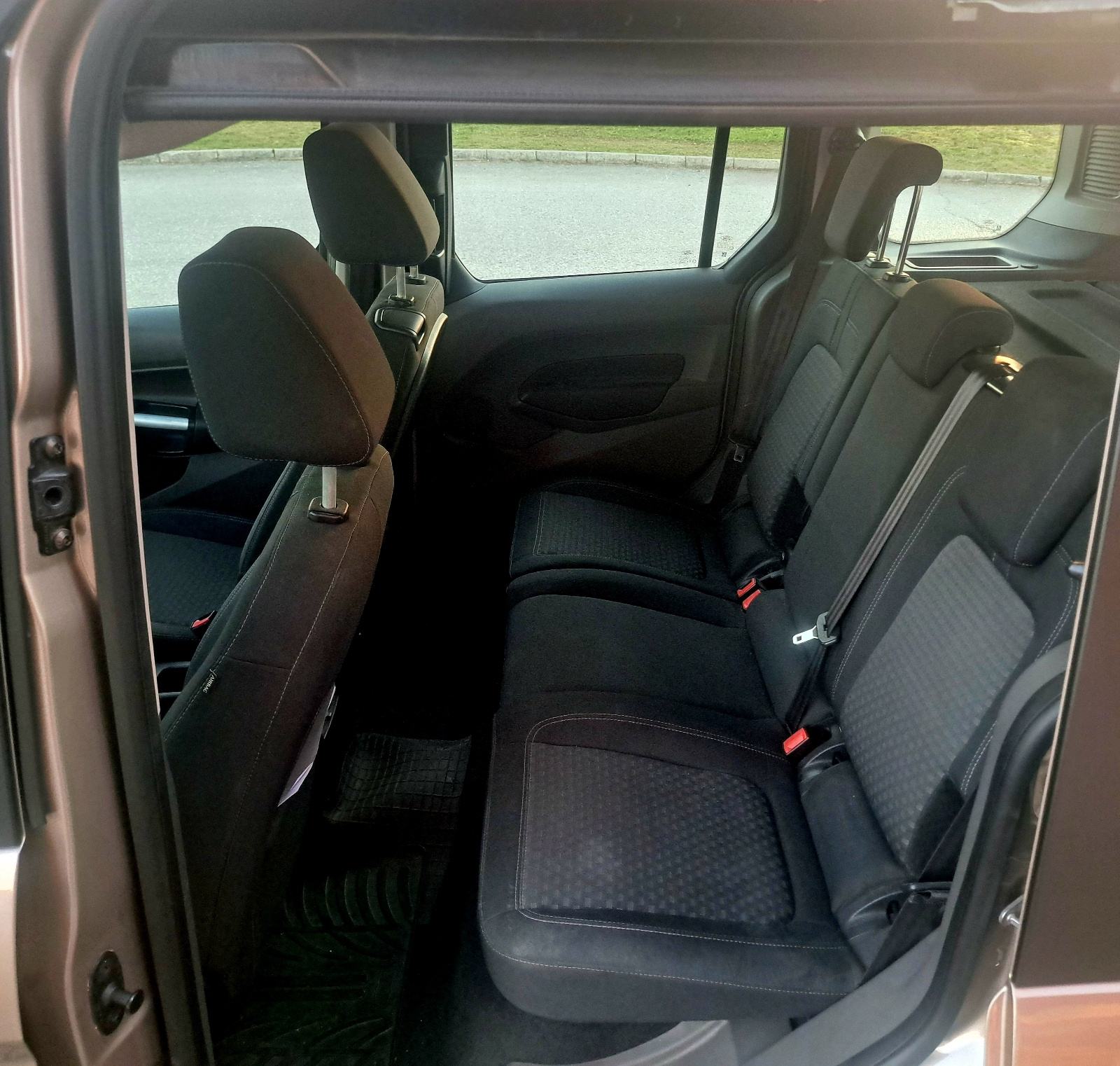 Ford Tourneo Connect 1.5 tdci /120 ks⭐️TOP STANJE⭐️Jamstvo do 2 god⭐️, fotografija 14
