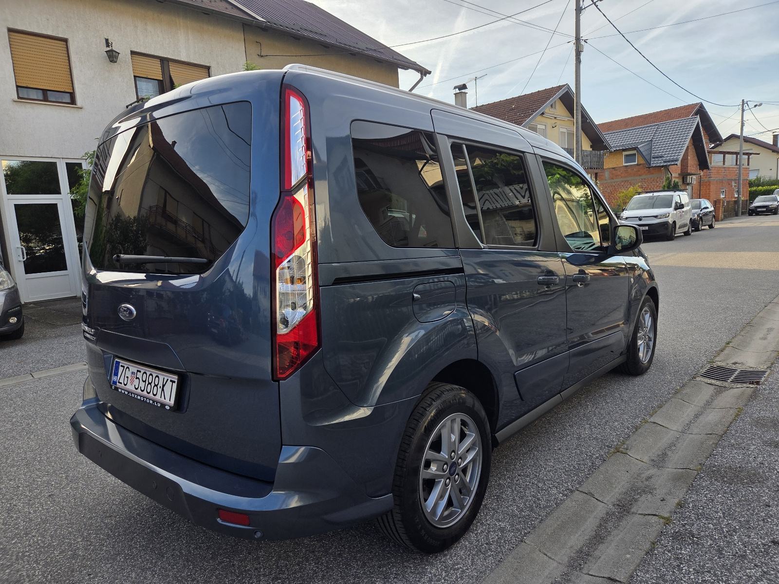 Ford Tourneo Connect 1,5 TDCi automatik Titanium, fotografija 6
