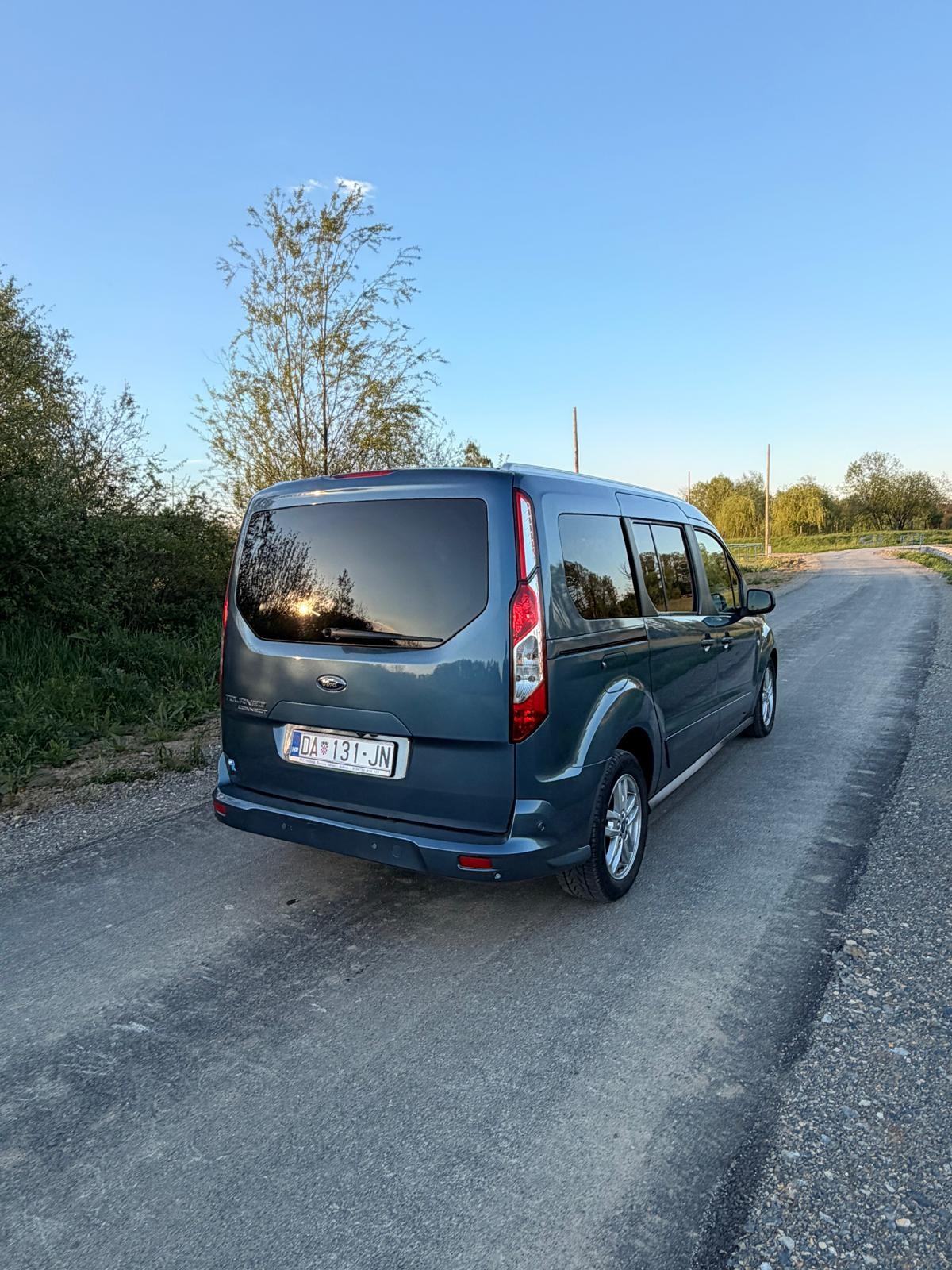 Ford Tourneo Connect 1,5 TDCi *Maxi *7 sjedala *2019.g., fotografija 4