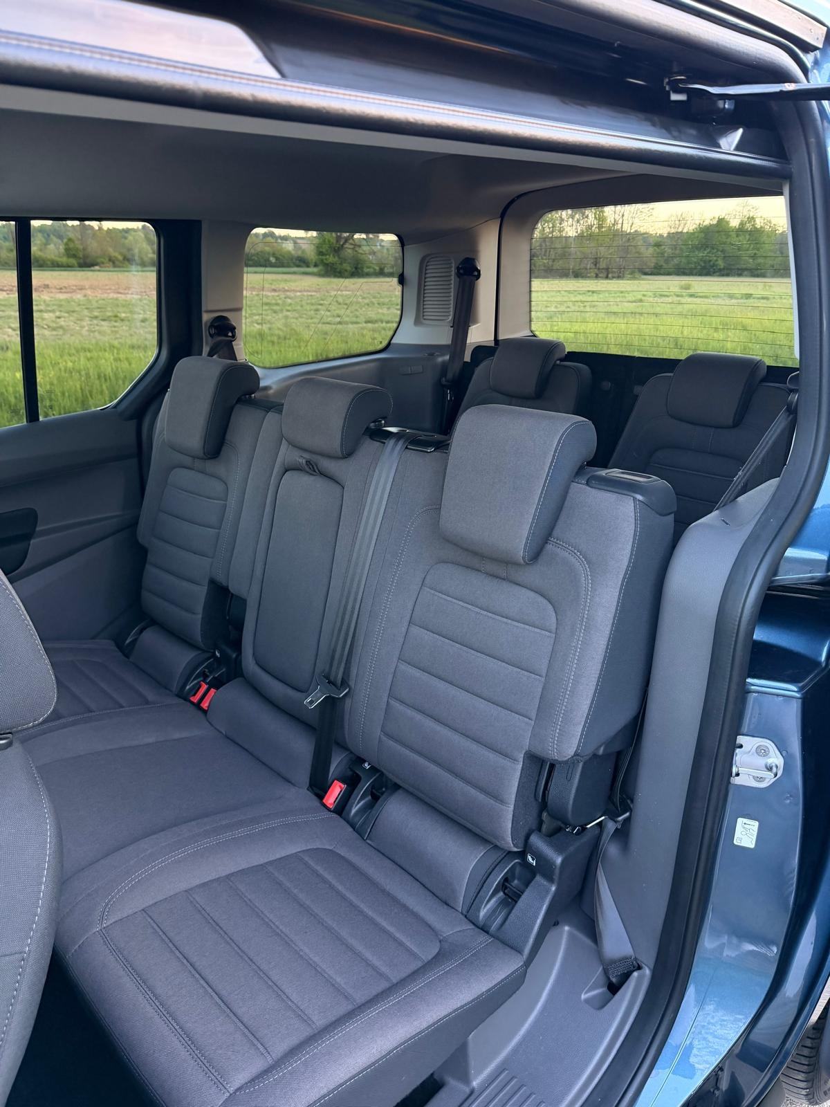 Ford Tourneo Connect 1,5 TDCi *Maxi *7 sjedala *2019.g., fotografija 15