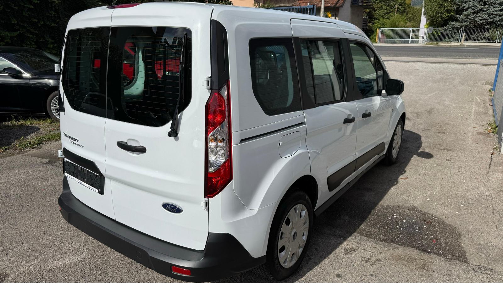 Ford Tourneo Connect 1,5 TDCi MIXO 2023 GODINA-24000 KM N1 NIJE UVOZ, fotografija 4