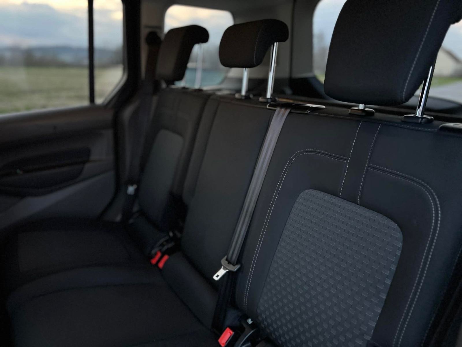 Ford Tourneo Connect 1,5 TDCi, fotografija 17