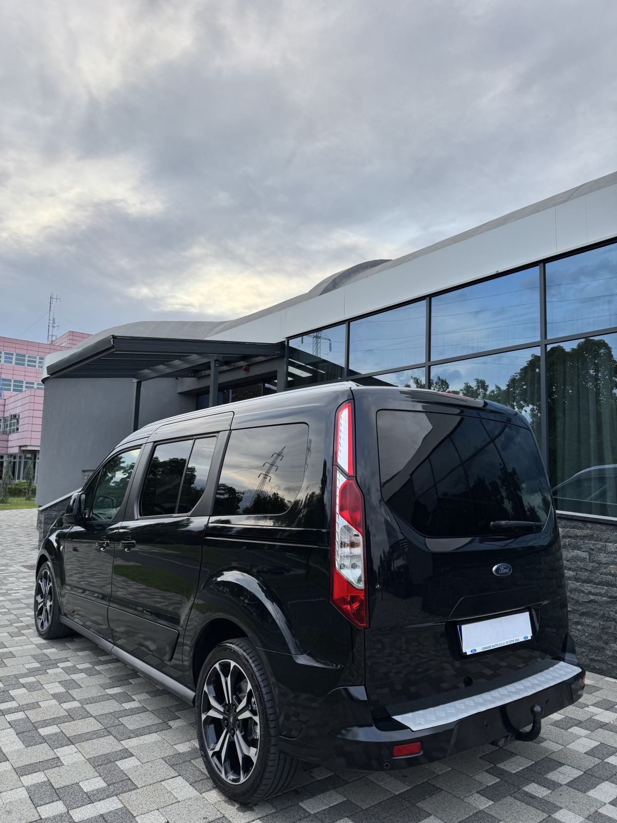 FORD TOURNEO MAXI*PDV* M1*6 SJEDALA PANORAMA*FULL*POKRETNA RADIONA !!, fotografija 7