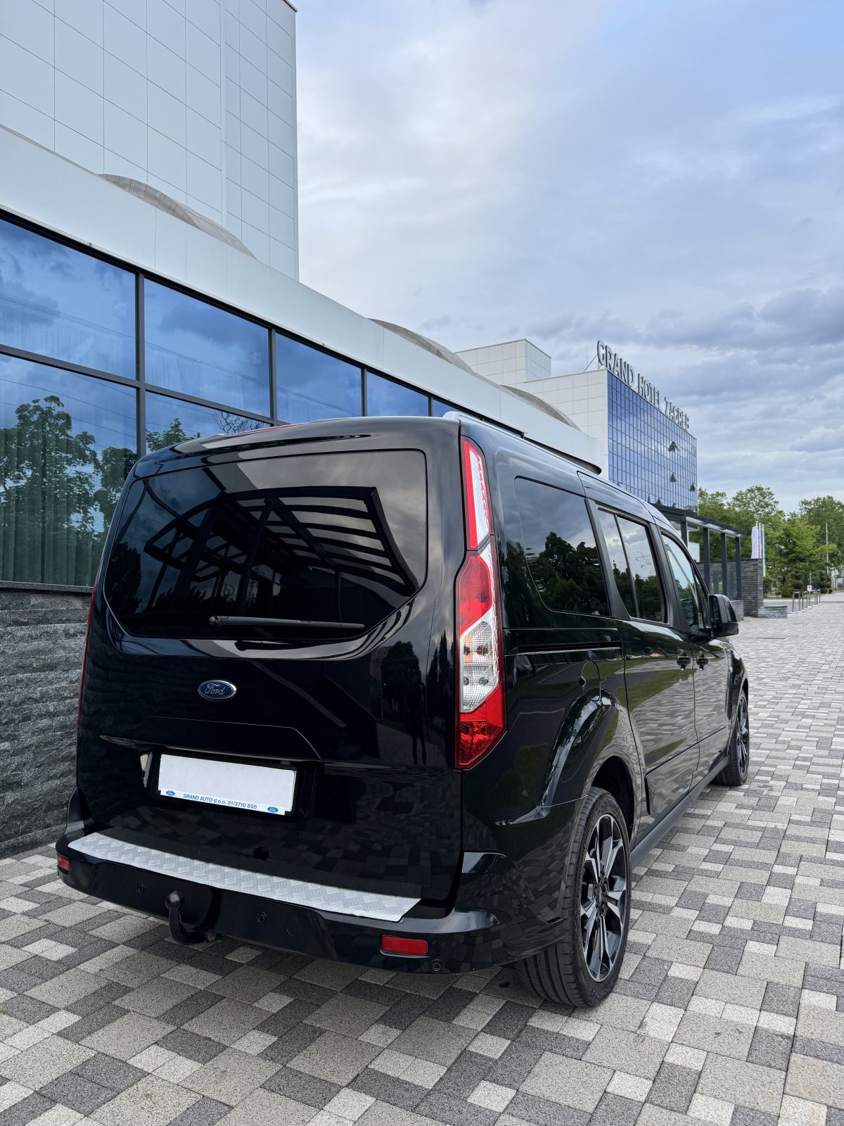 FORD TOURNEO MAXI*PDV* M1*6 SJEDALA PANORAMA*FULL*POKRETNA RADIONA !!, fotografija 9