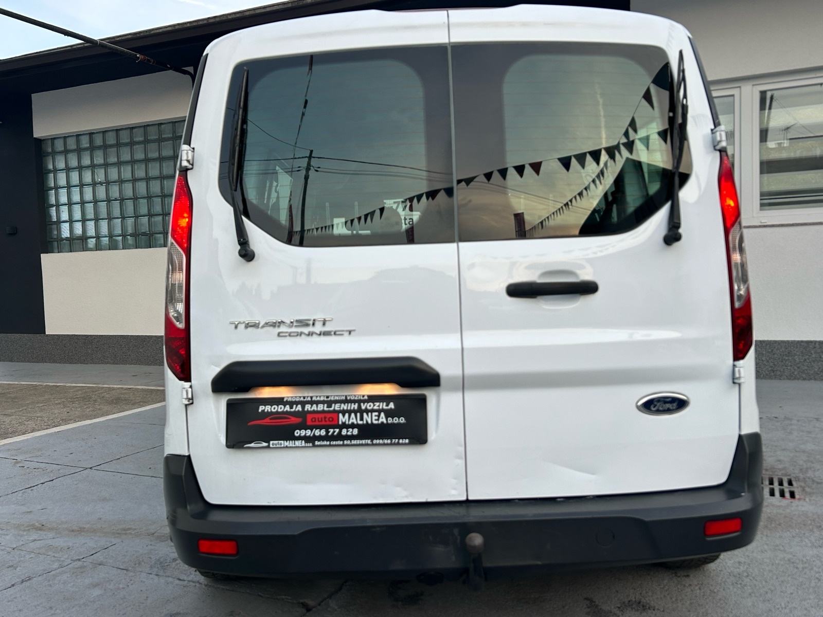 Ford Tourneo Connect 1,6 TDCi 2015G.MAXI 5 SJEDALA 2 BOĆNA KLIZNA VRAT, fotografija 8