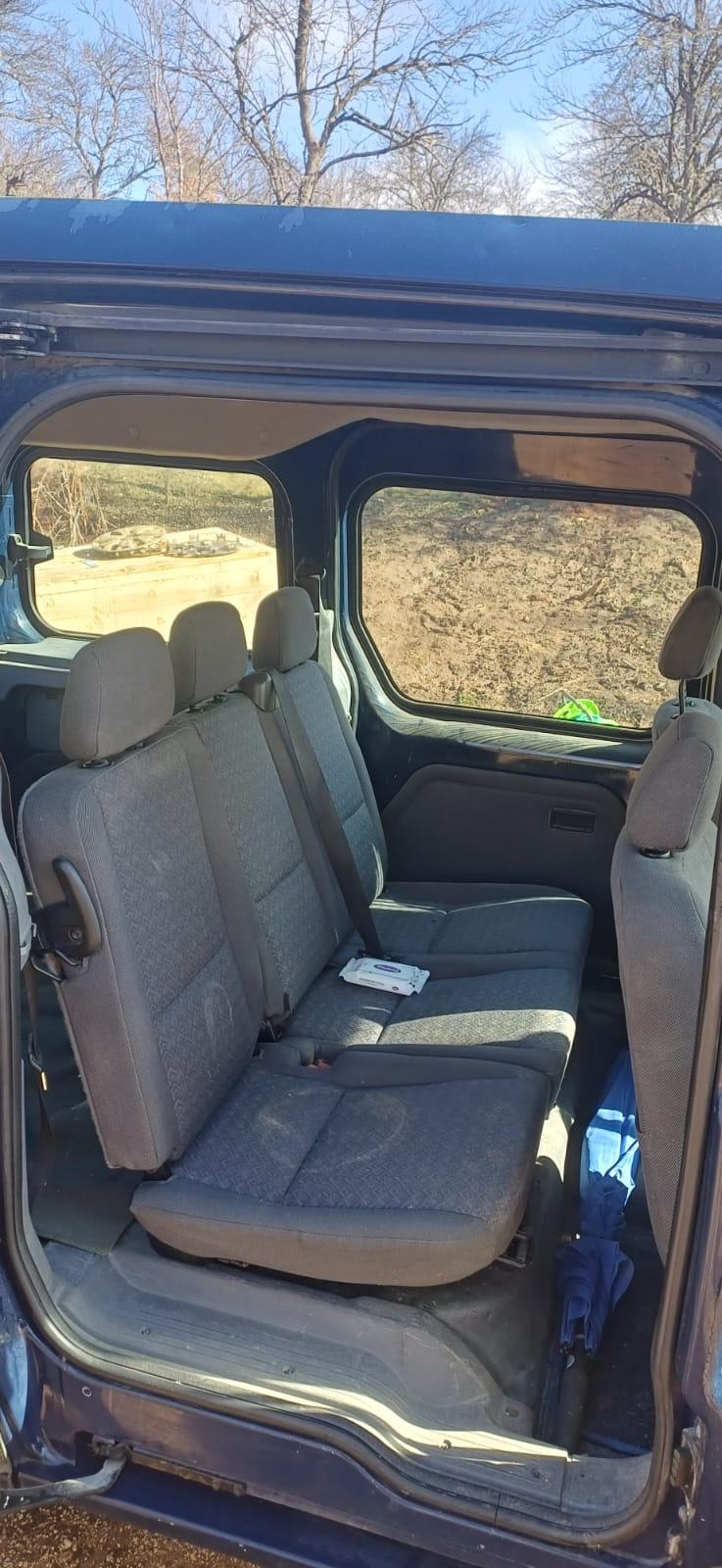 Ford Tourneo Connect 1,8, fotografija 9