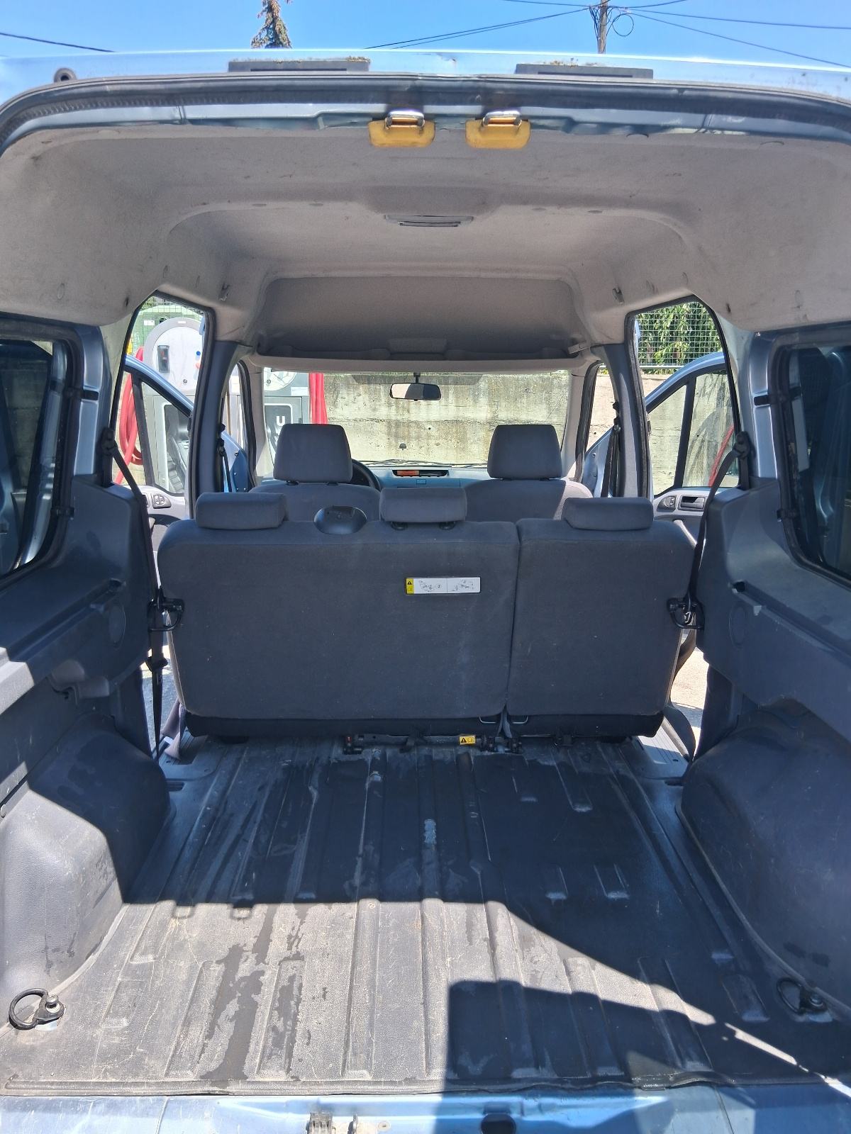 Ford Tourneo Connect LWB 1,8 D, fotografija 17