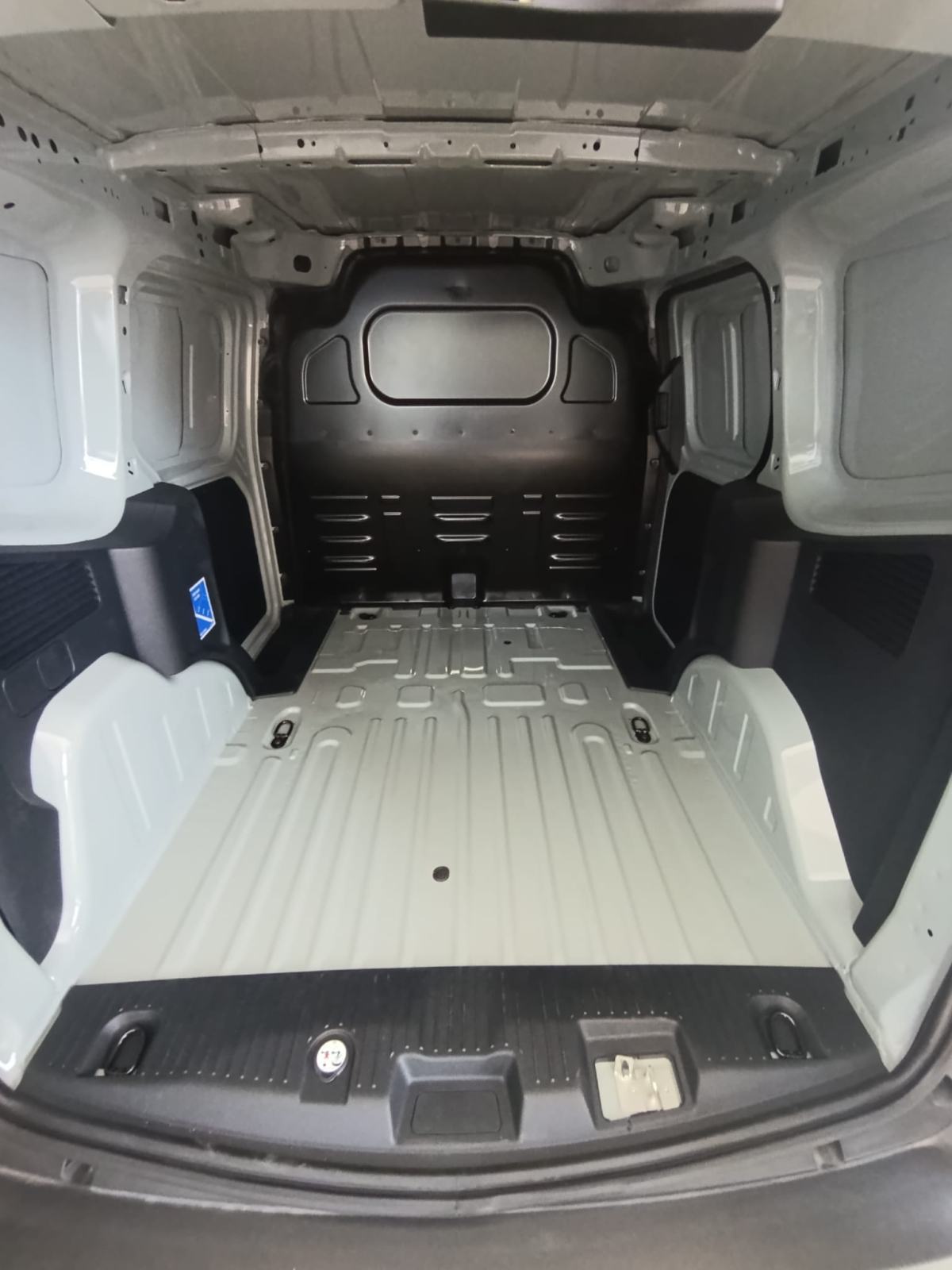 Ford COURIER V769 VAN TREND 1.0 EcoBoost 100ks, fotografija 4