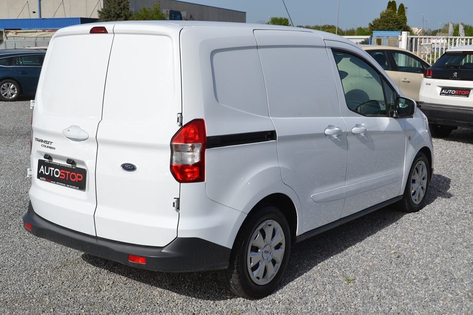 Ford Tourneo Courier 1,5 TDCi * LESING 1-7 god * IZUZETNO OČUVAN *, fotografija 6