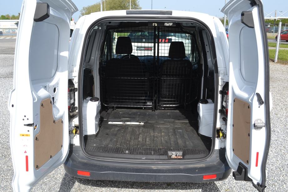Ford Tourneo Courier 1,5 TDCi * LESING 1-7 god * IZUZETNO OČUVAN *, fotografija 14