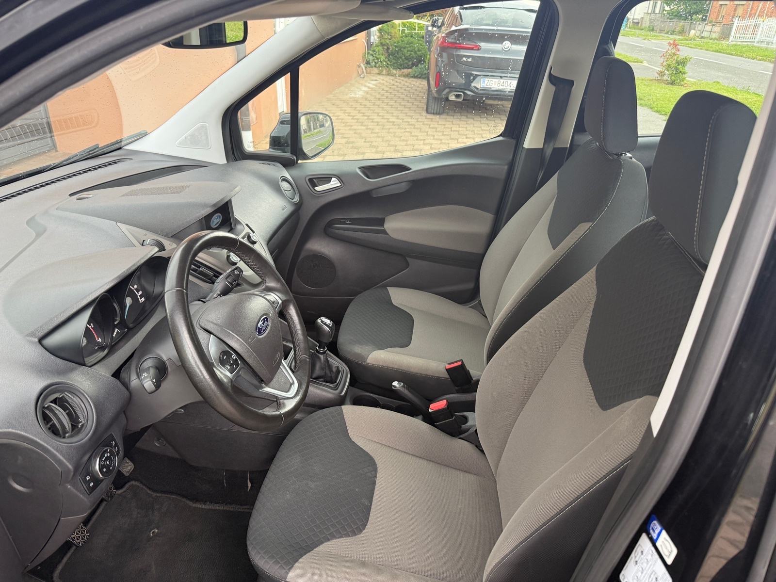 Ford Tourneo Courier 1,5 TDCi…reg.god.dana, fotografija 9