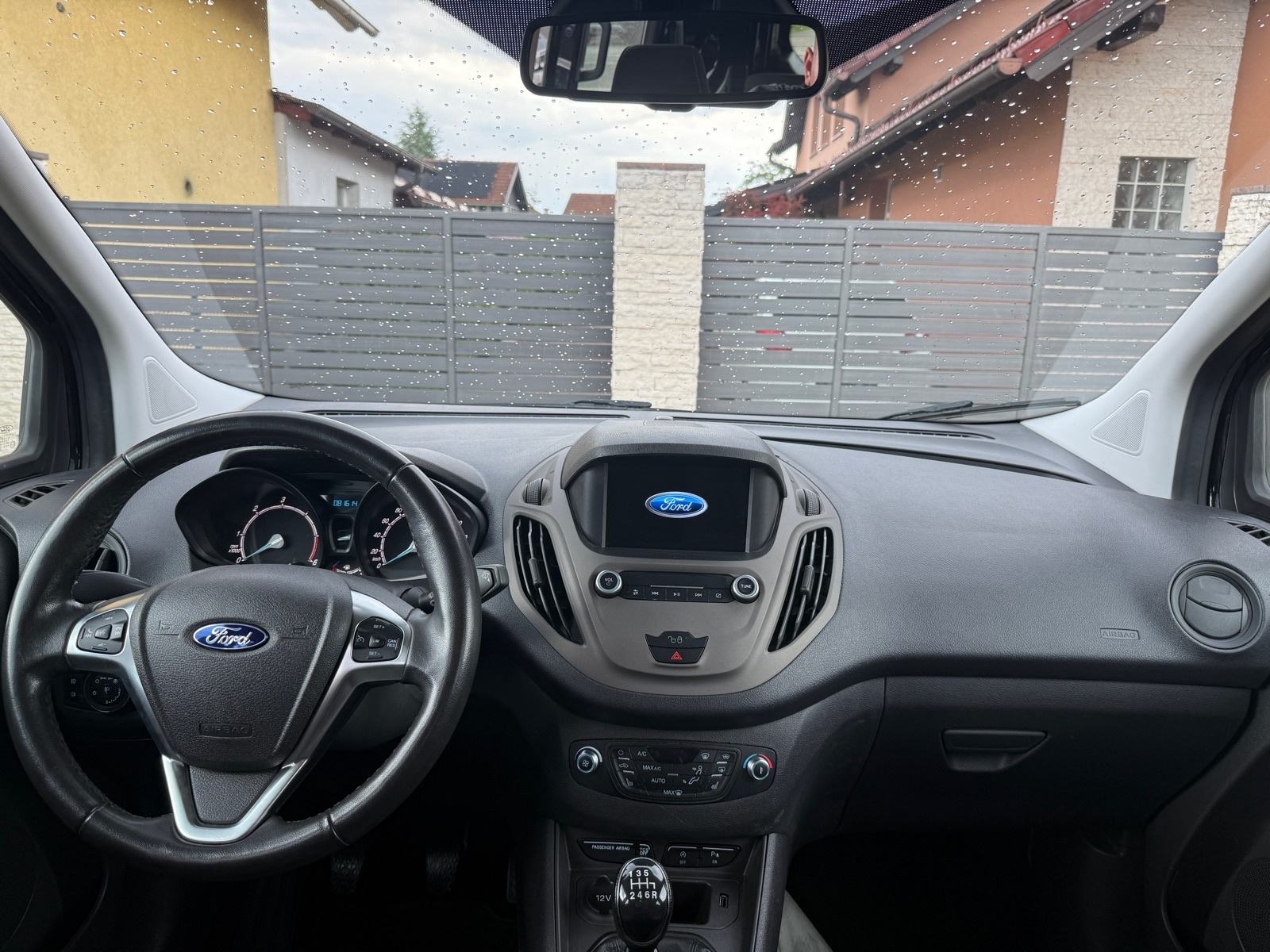 Ford Tourneo Courier 1,5 TDCi…reg.god.dana, fotografija 12