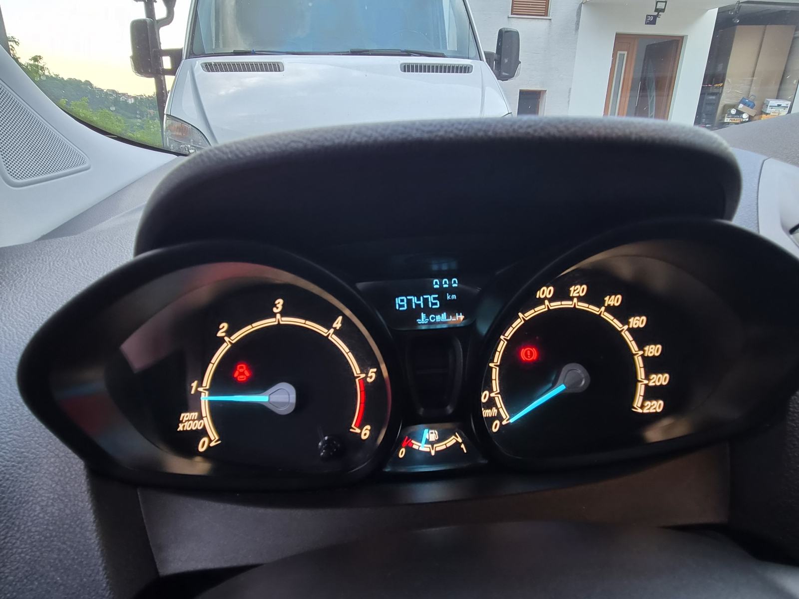 Ford Tourneo Courier 1,5 TDCi, fotografija 9