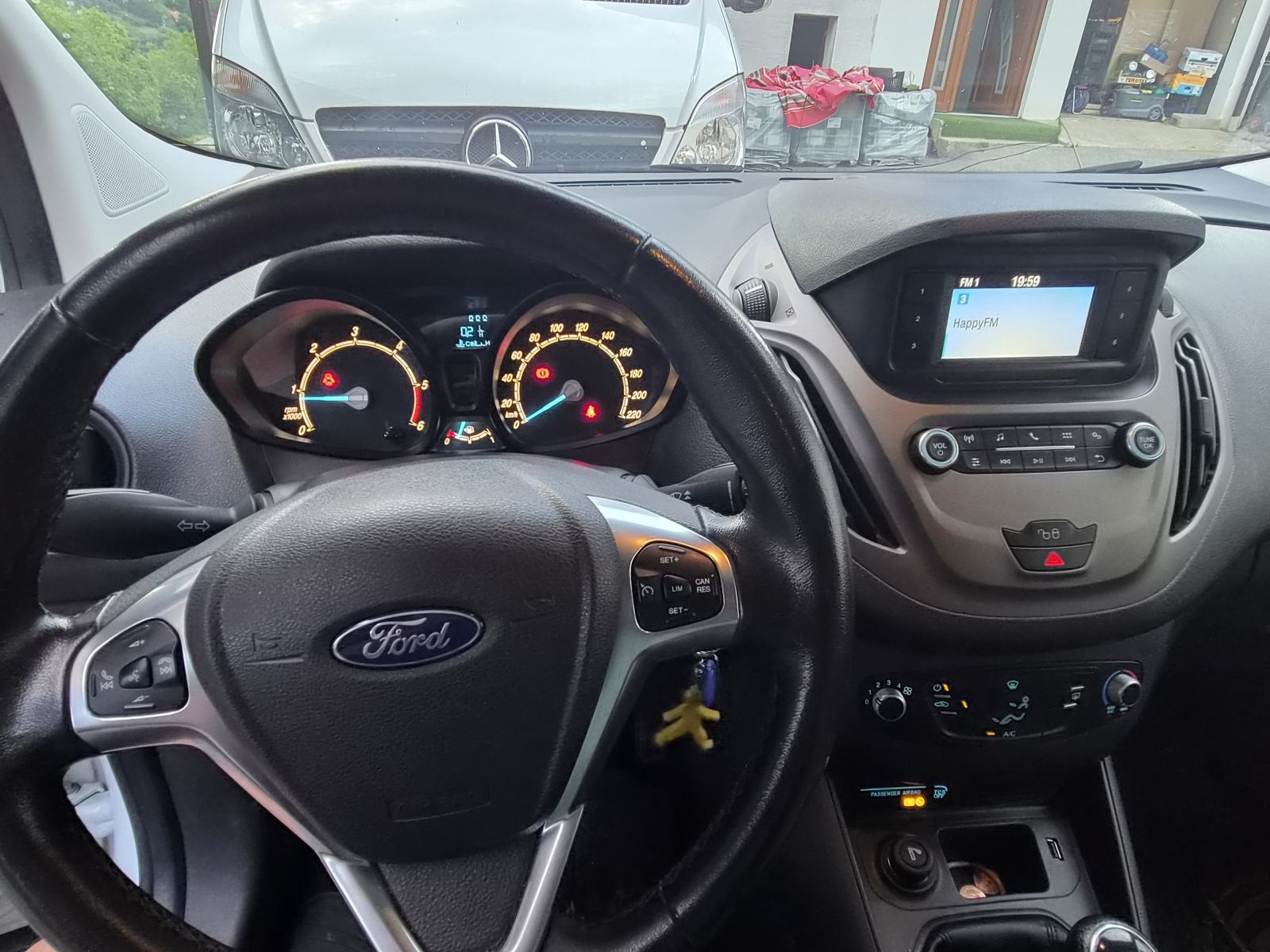 Ford Tourneo Courier 1,5 TDCi, fotografija 8