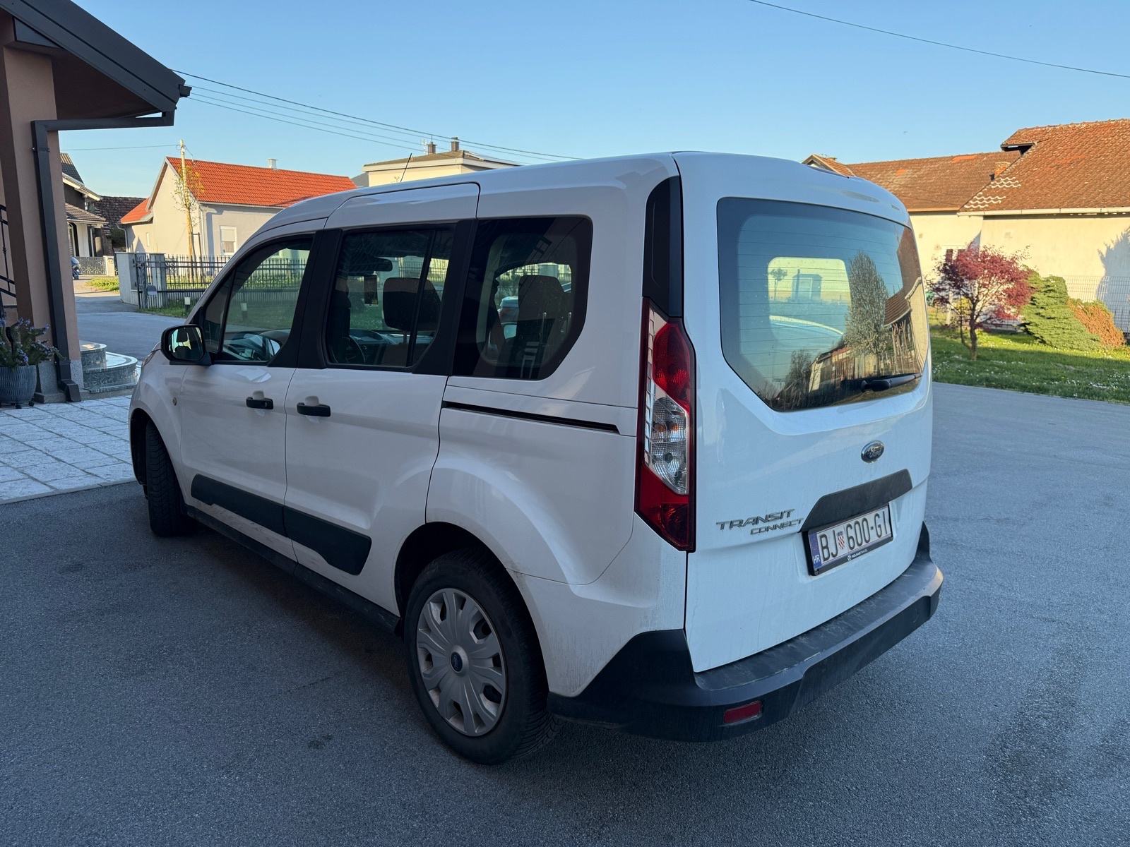 Ford Transit 1,5 TDCi, fotografija 6