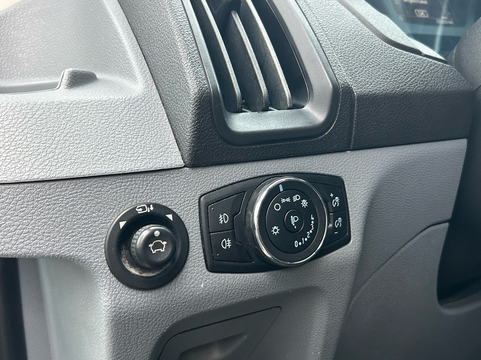 Ford Transit 2,0 TDCi 96KW.2018G.NOVI MODEL TOP STANJE BOGATA OPREMA, fotografija 16
