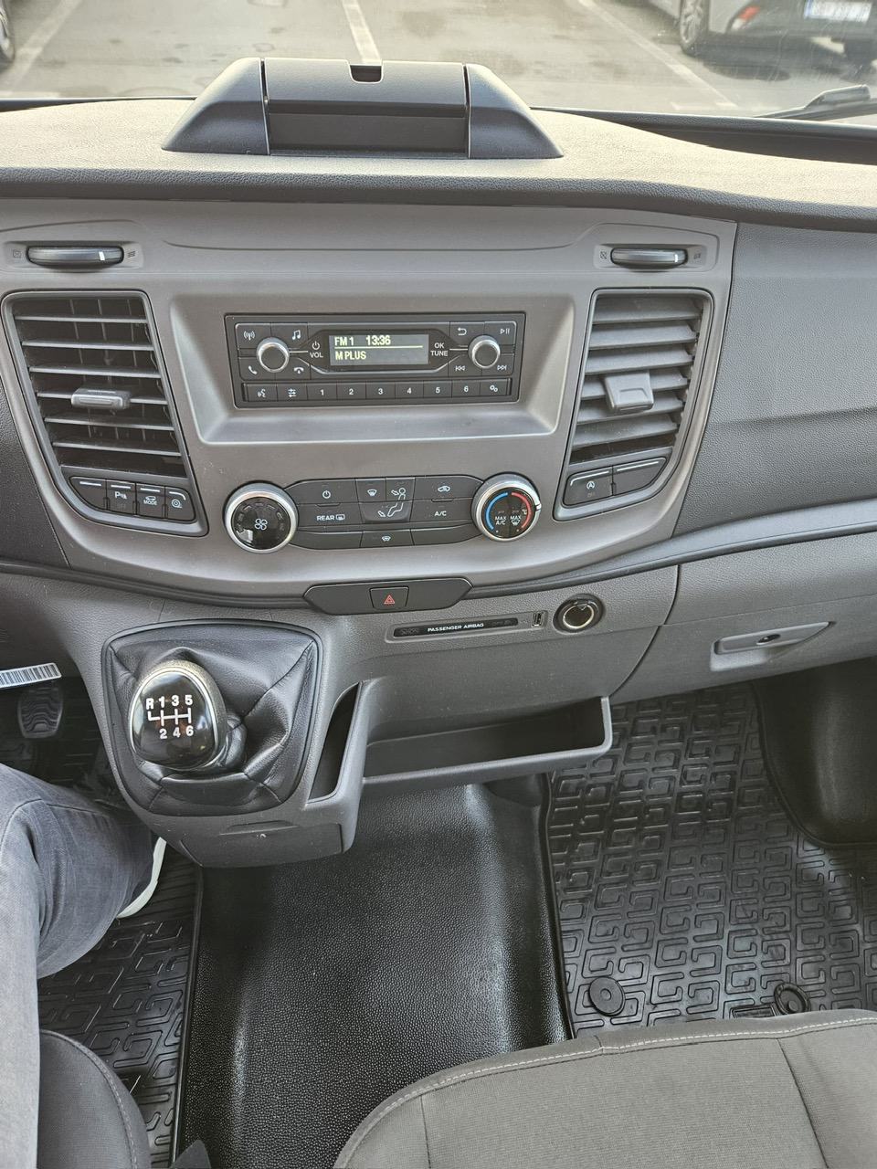 FORD TRANSIT 2,0 TDCi MHEV 130 KS, 9 SJEDALA,U PDV-u,ODLIČAN,PRILIKA, fotografija 15