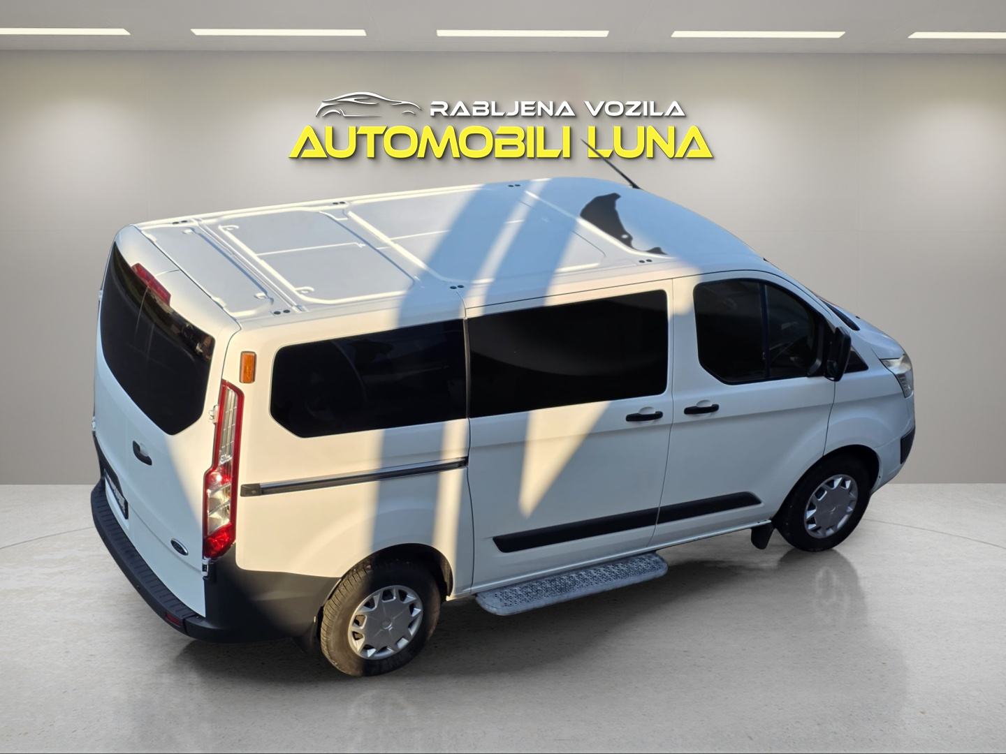 Ford Transit 310 2,0 TDCi, fotografija 4
