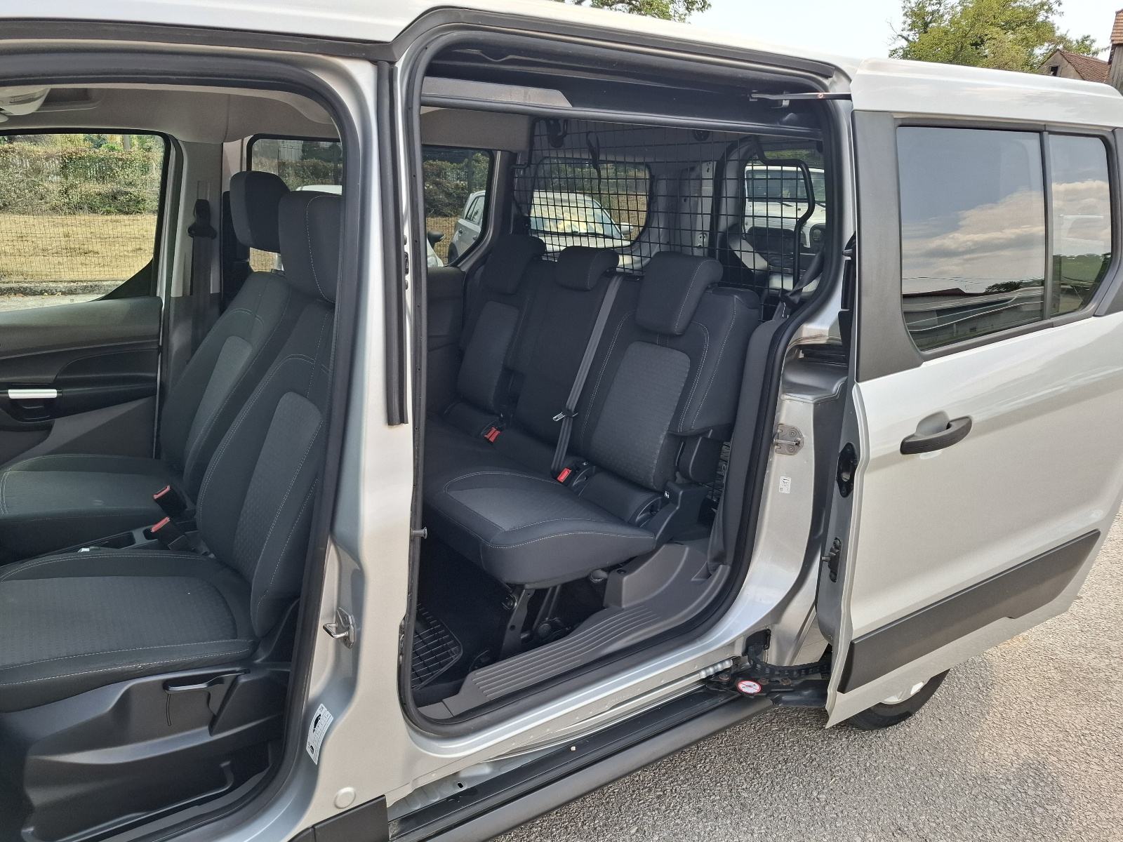 Ford Transit Connect 1,5 TDCi N1 SA 5 SJEDALA-KLIMA-HR AUTO-SERVISNA, fotografija 12