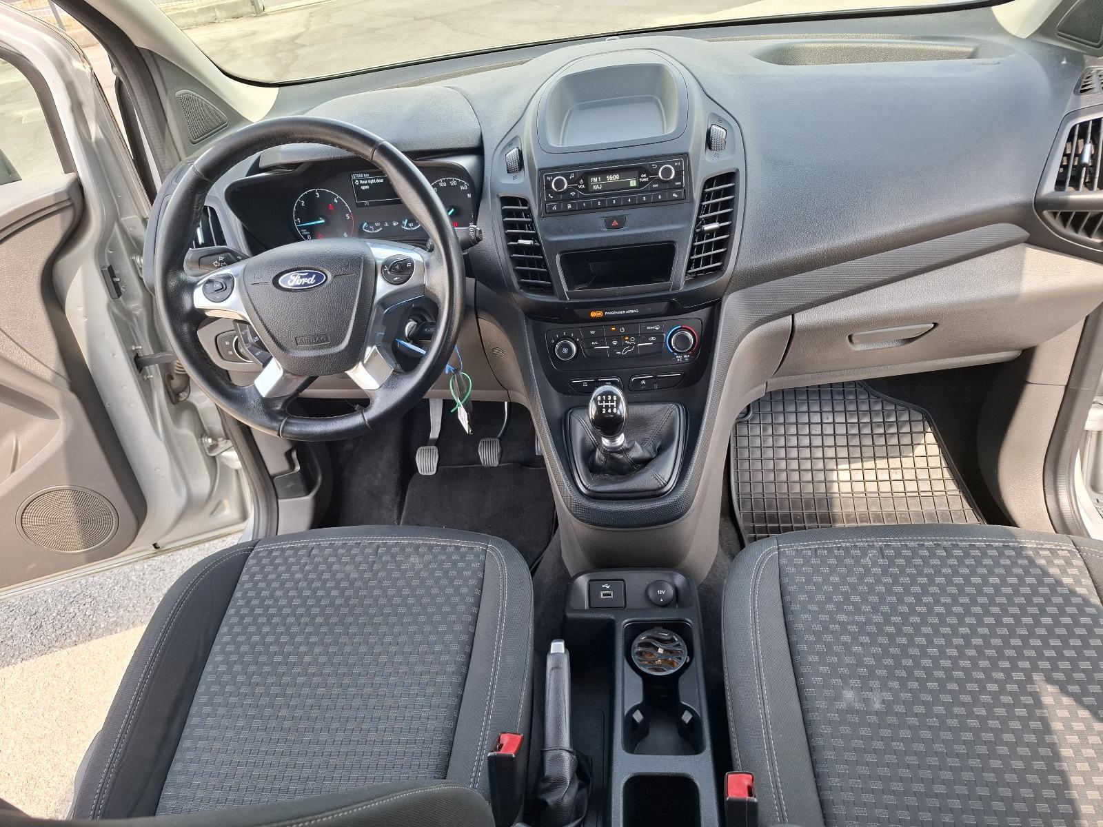 Ford Transit Connect 1,5 TDCi N1 SA 5 SJEDALA-KLIMA-HR AUTO-SERVISNA, fotografija 17