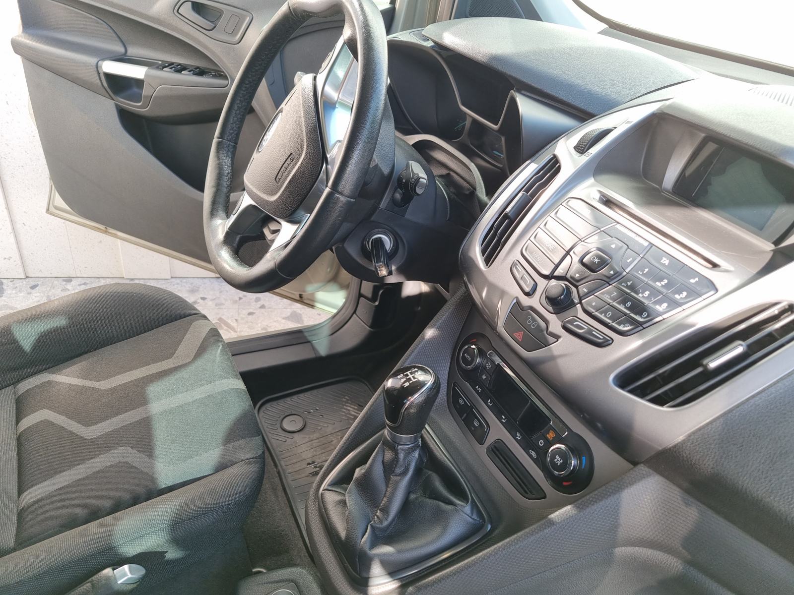 Ford Transit Connect / Tourneo, fotografija 8