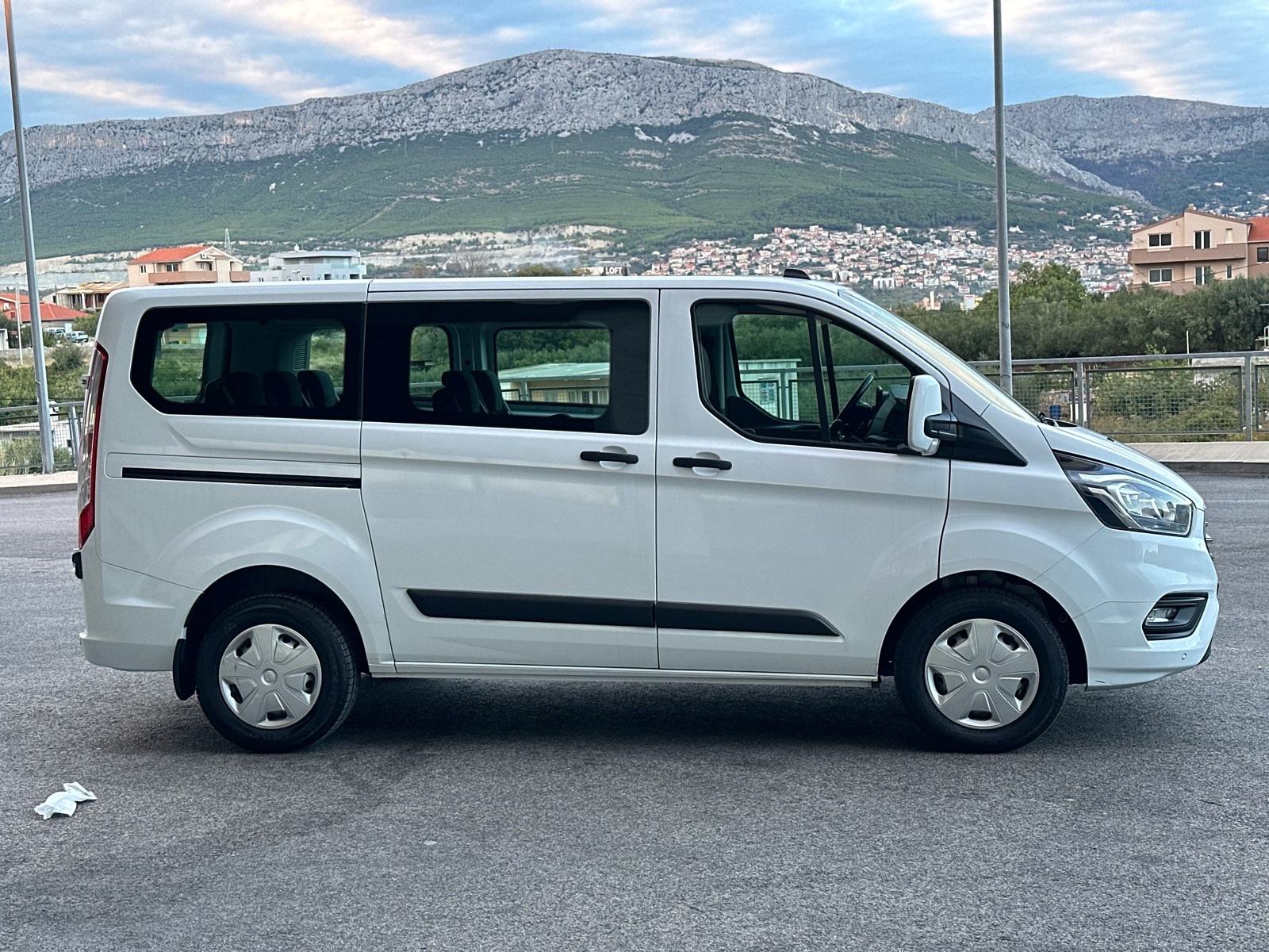 Ford Transit Custom 2,0 tdci, odlican, sjedala 8+1, ZAMJENA, fotografija 10