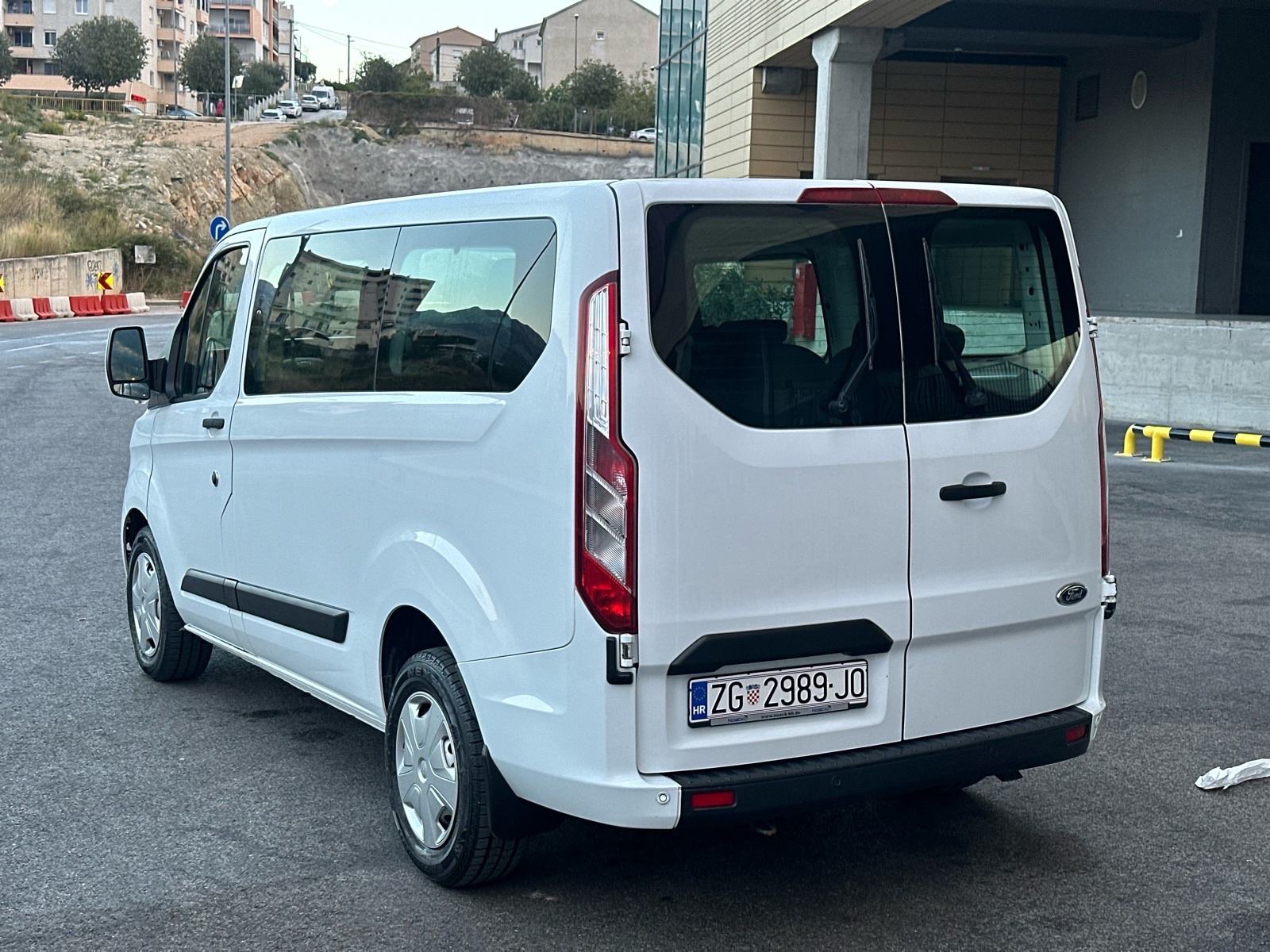Ford Transit Custom 2,0 tdci, odlican, sjedala 8+1, ZAMJENA, fotografija 14