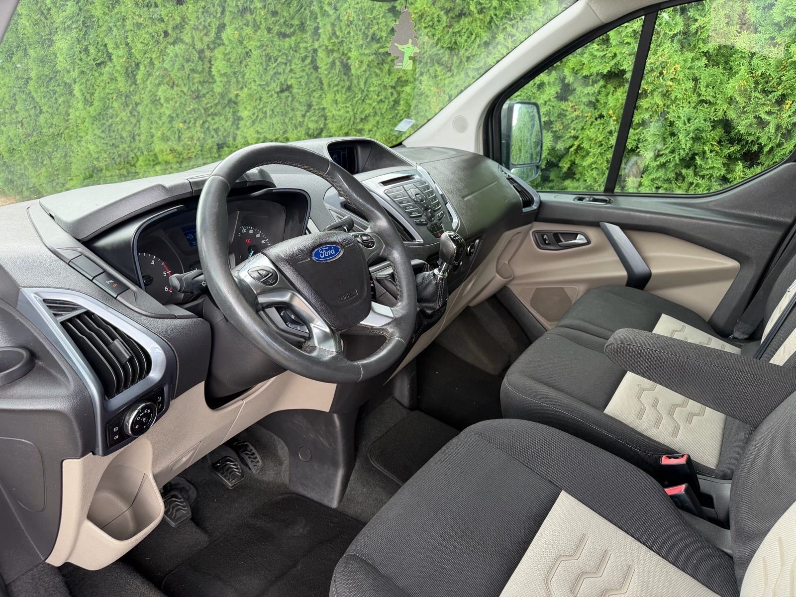 Ford Transit Custom 2,2 D * 5 Sjedala i tovarni prostor*, fotografija 15