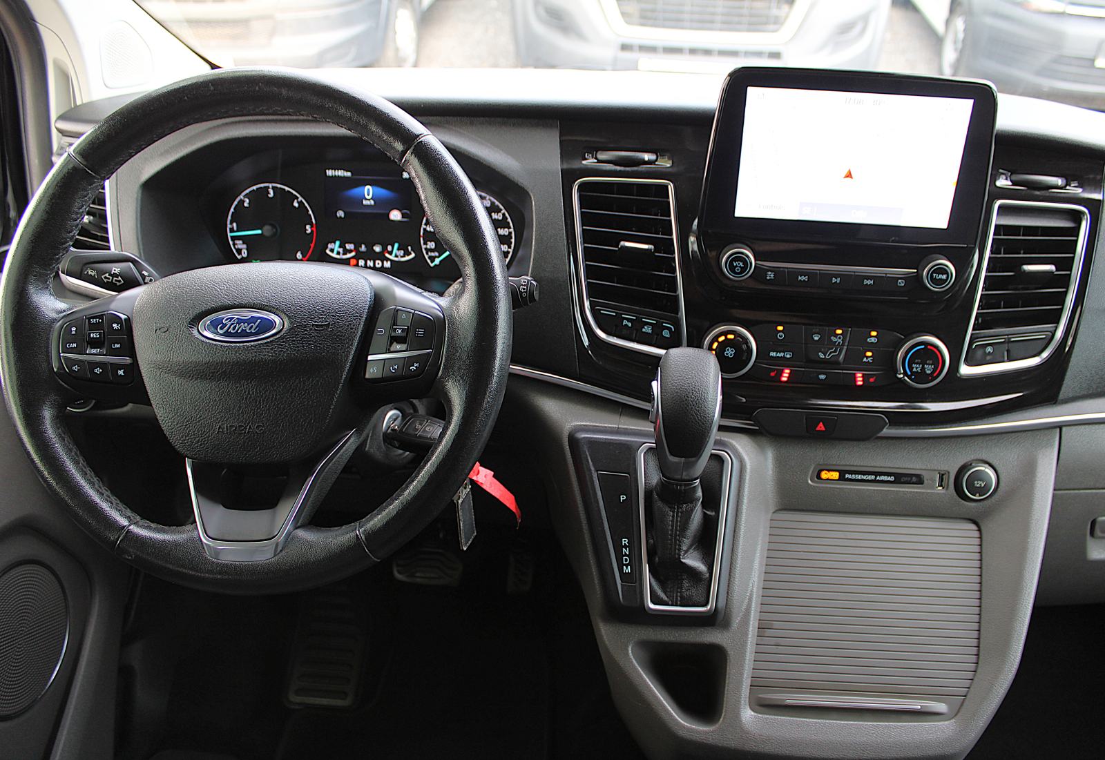 Ford Transit Custom TITANIUM X 2.0TDCi 8sed.-avt.-185hp-2xKLIMA, fotografija 15