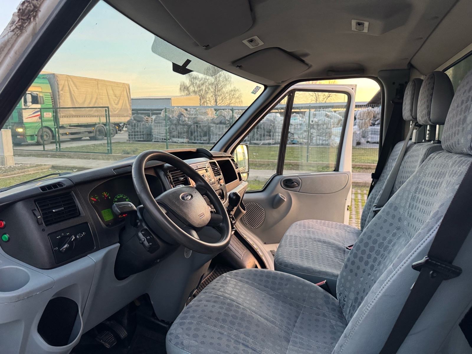Ford Transit Kombi 350 2,4 LWB/3750/svk, fotografija 9