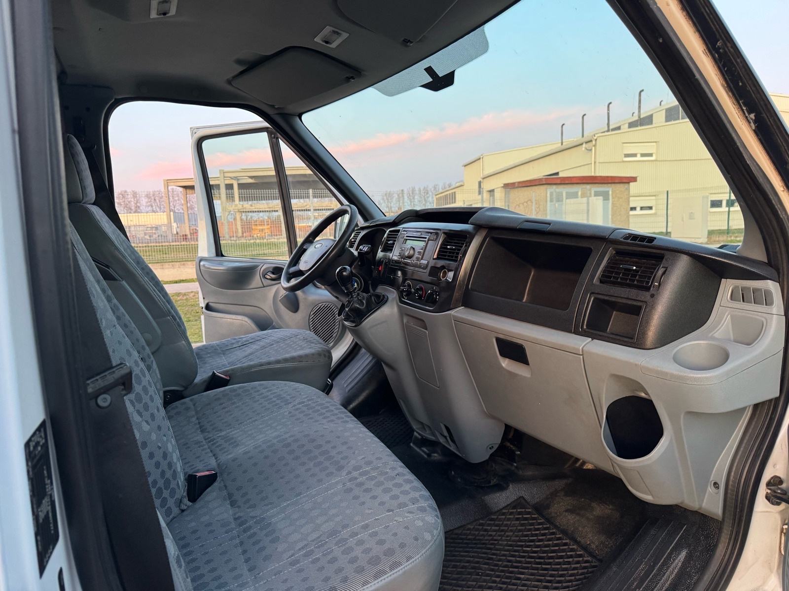 Ford Transit Kombi 350 2,4 LWB/3750/svk, fotografija 10