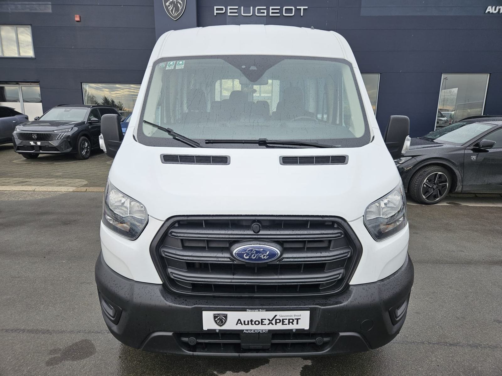 FORD TRANSIT 2,0 TDCi MHEV 130 KS, 9 SJEDALA,U PDV-u,ODLIČAN.PRILIKA, fotografija 2