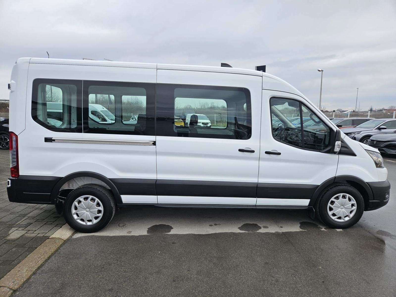 FORD TRANSIT 2,0 TDCi MHEV 130 KS, 9 SJEDALA,U PDV-u,ODLIČAN.PRILIKA, fotografija 10
