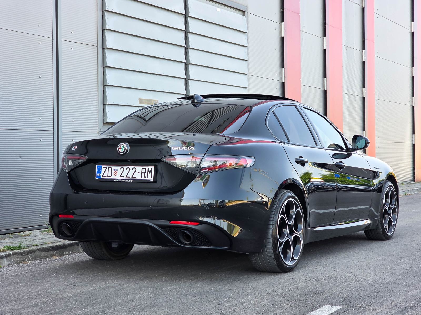 Giulia 2.0 Turbo Q4 Competizione |12/2023 |Pano |280 ks |H&K |JAMSTVO, fotografija 11