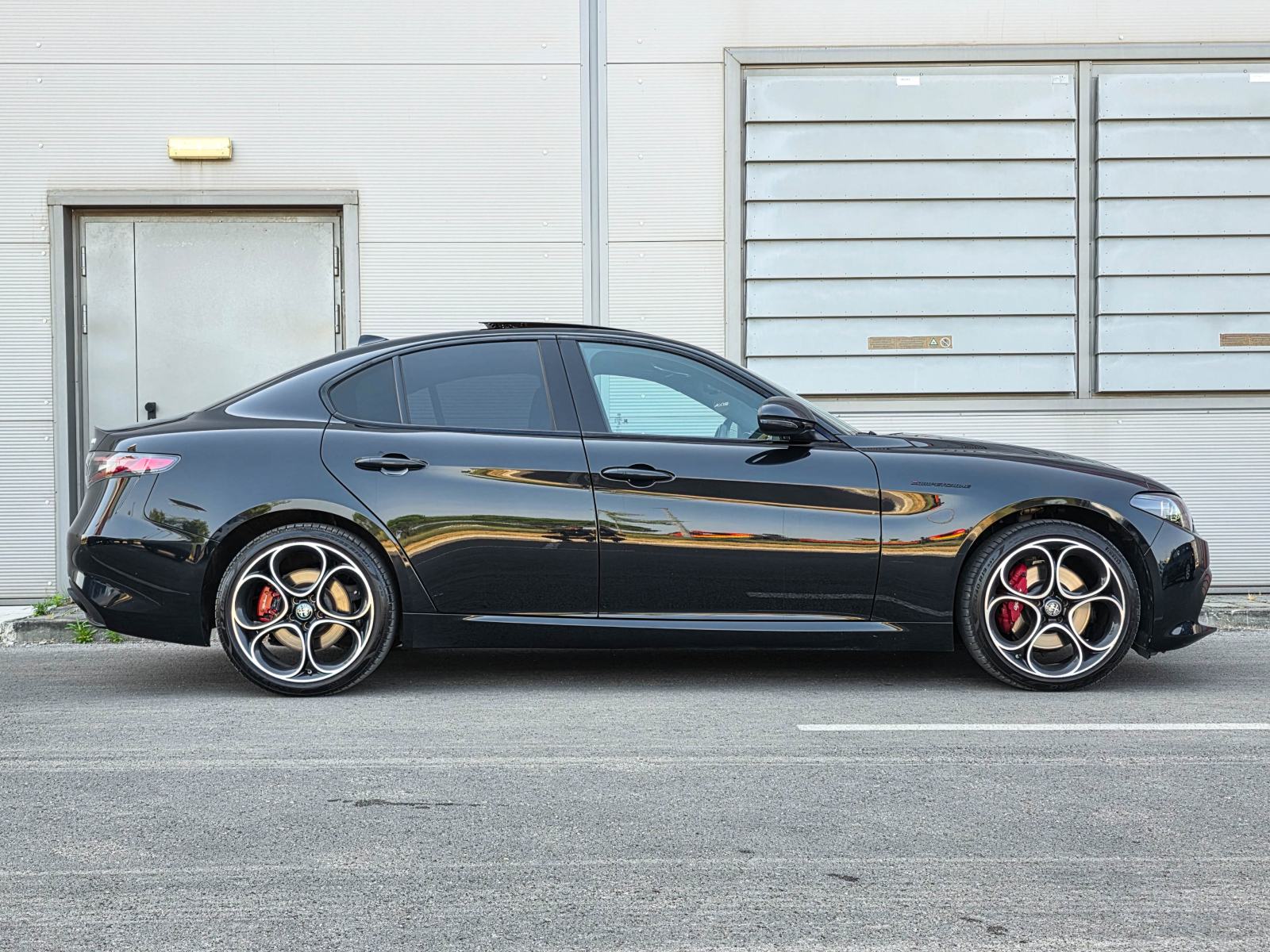 Giulia 2.0 Turbo Q4 Competizione |12/2023 |Pano |280 ks |H&K |JAMSTVO, fotografija 12