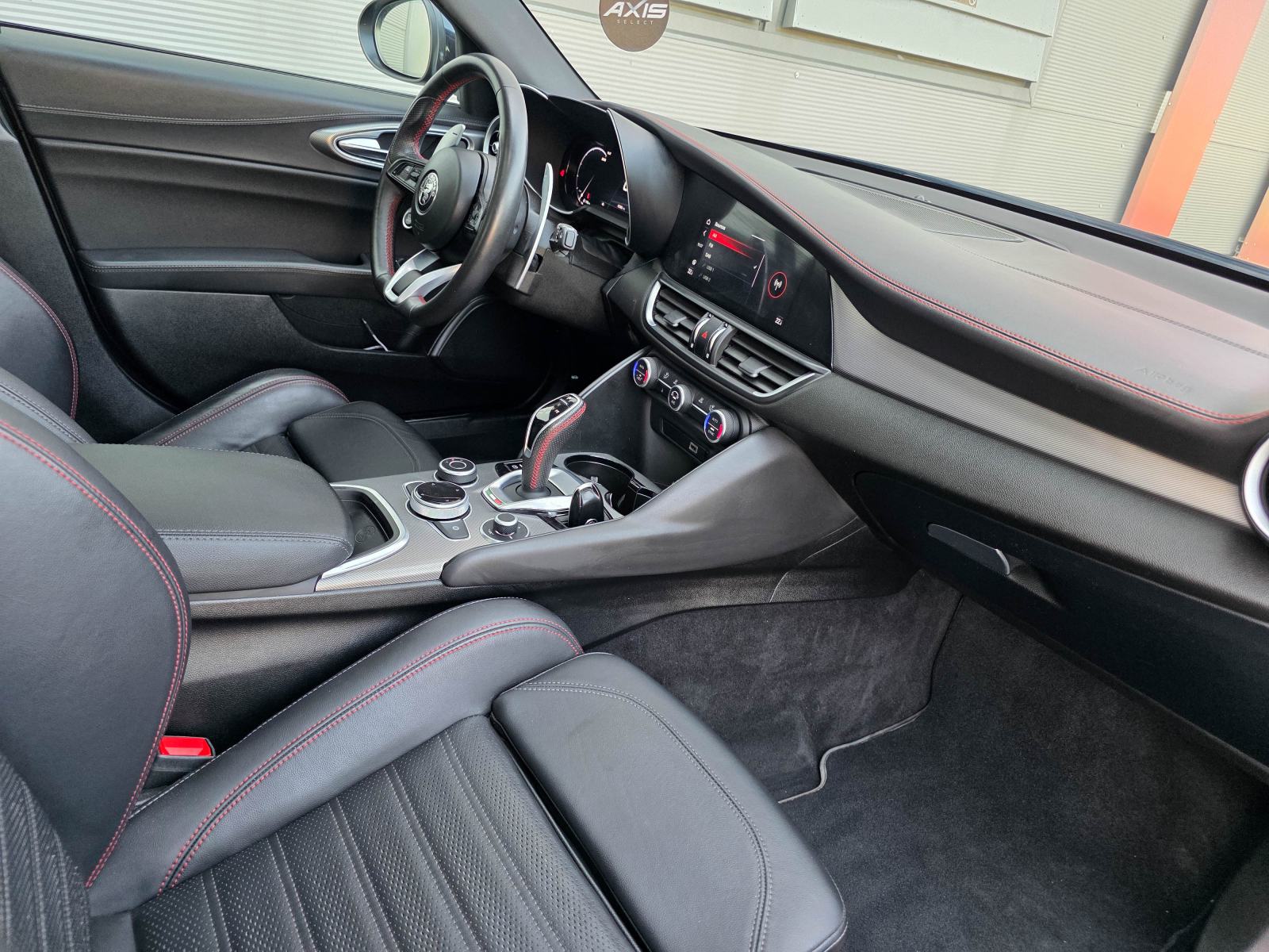 Giulia 2.0 Turbo Q4 Competizione |12/2023 |Pano |280 ks |H&K |JAMSTVO, fotografija 20