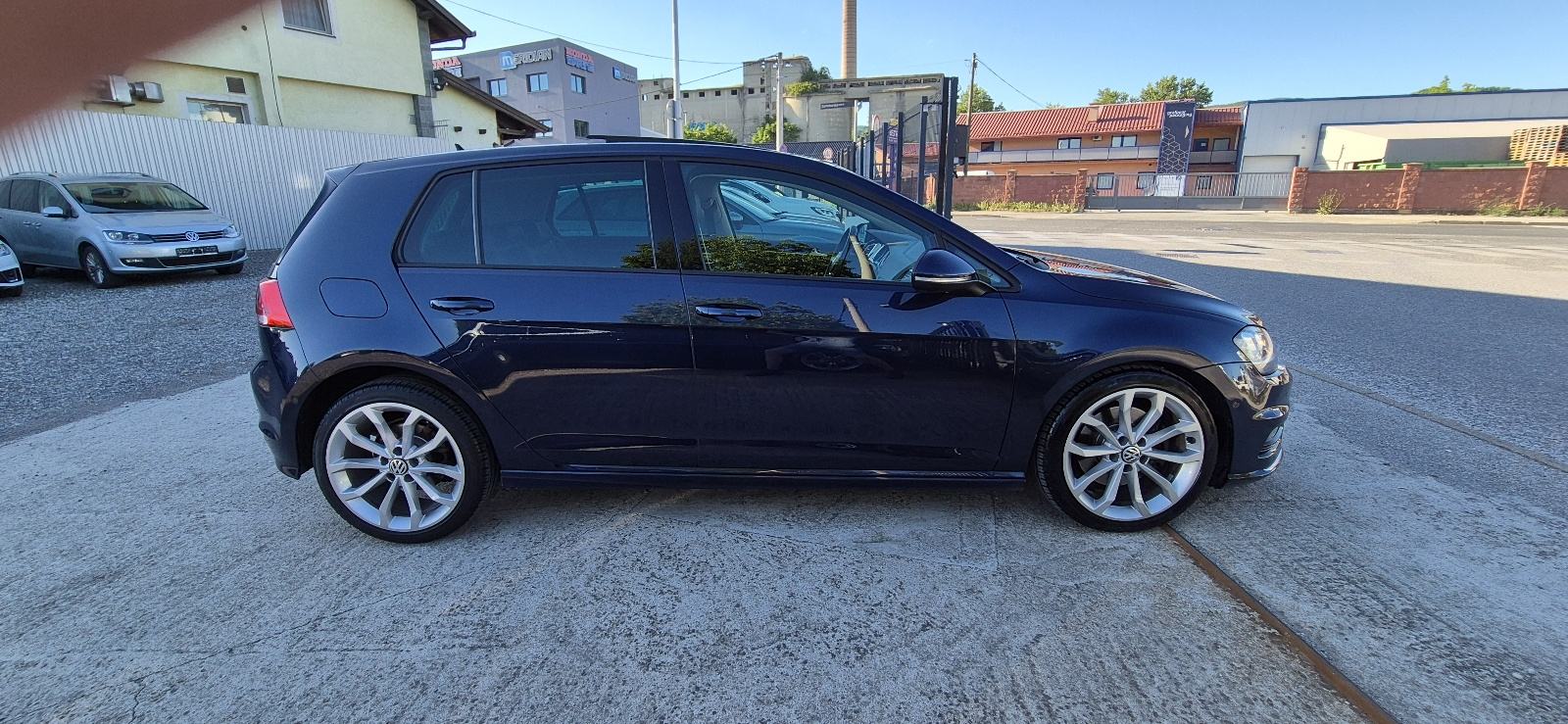 Golf 2.0 tdi R line 4×4 navi xenon pano alu 18 pdc velki mali servis, fotografija 6