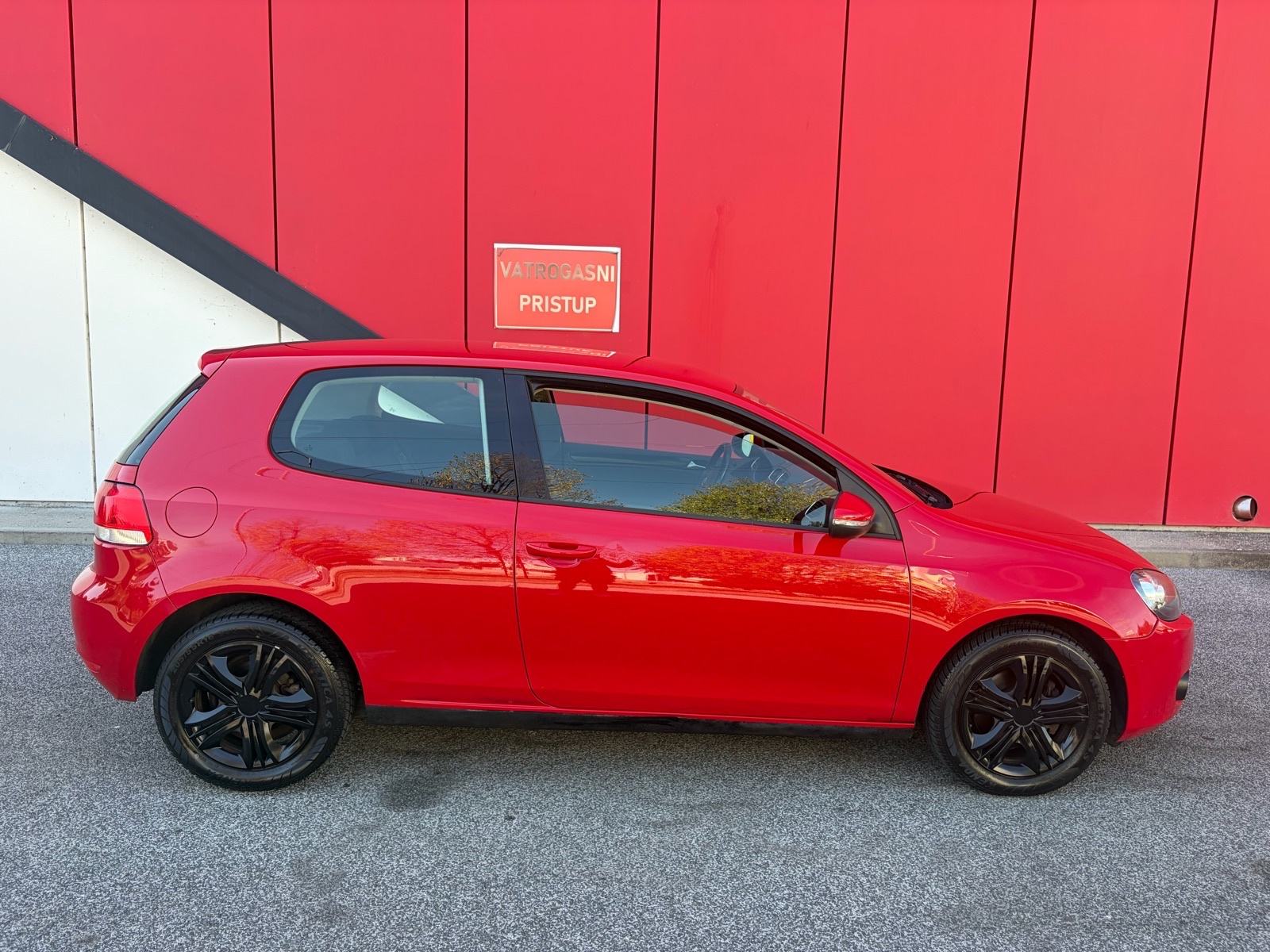GOLF 6 1,4 TSI TURBO 130 KS CRVENA METALIK BOJA KAO NOV!!!, fotografija 6