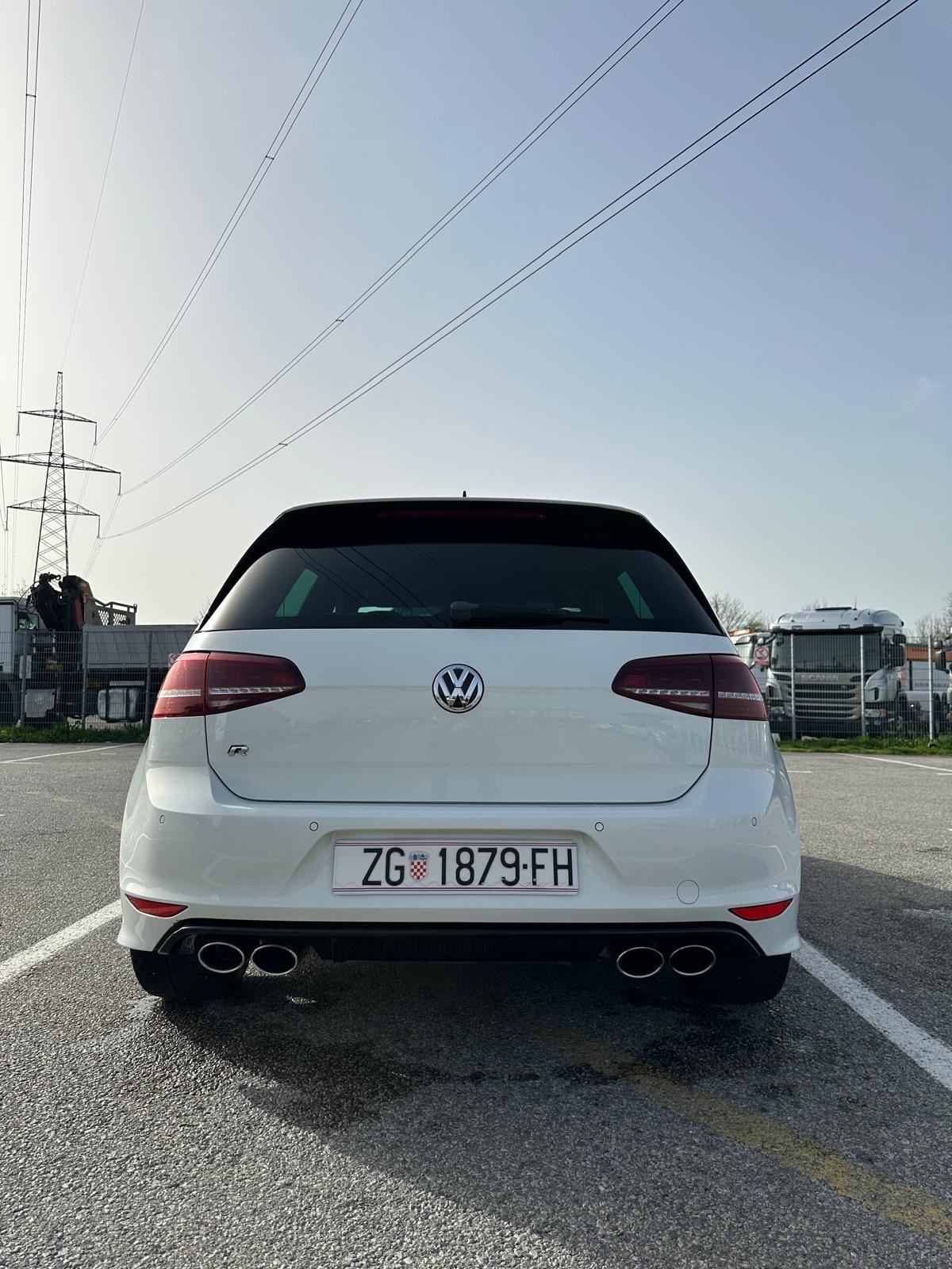 VW Golf 7 R, fotografija 4
