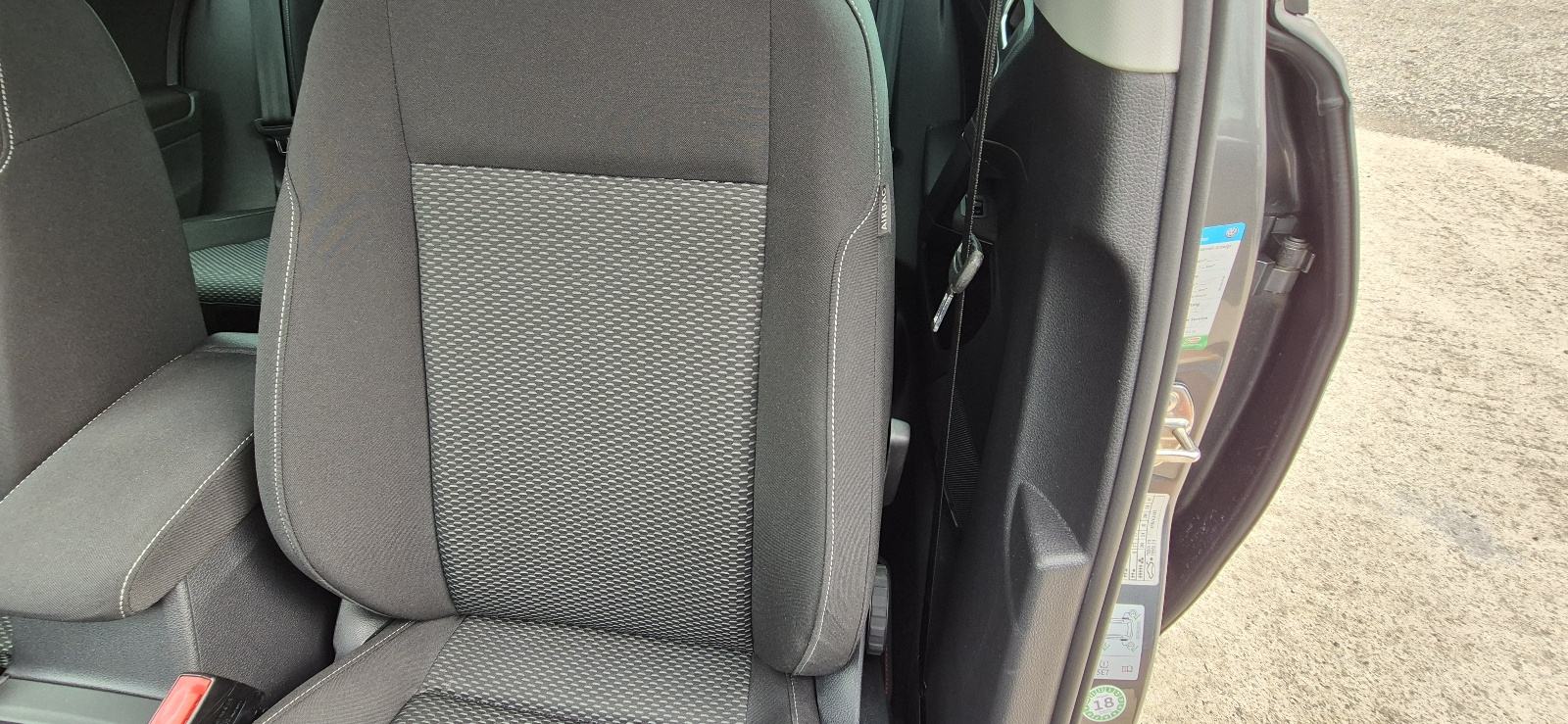 Golf 7.5 1.6 tdi servisna 99 tkm navi aut klima pdc alu, fotografija 18