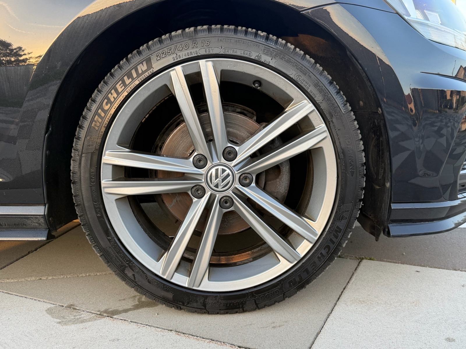 VW Golf 7.5 2.0 TDI R LINE - VIRTUAL, KAMERA, VELIKI + M SERVIS, RADAR, fotografija 18