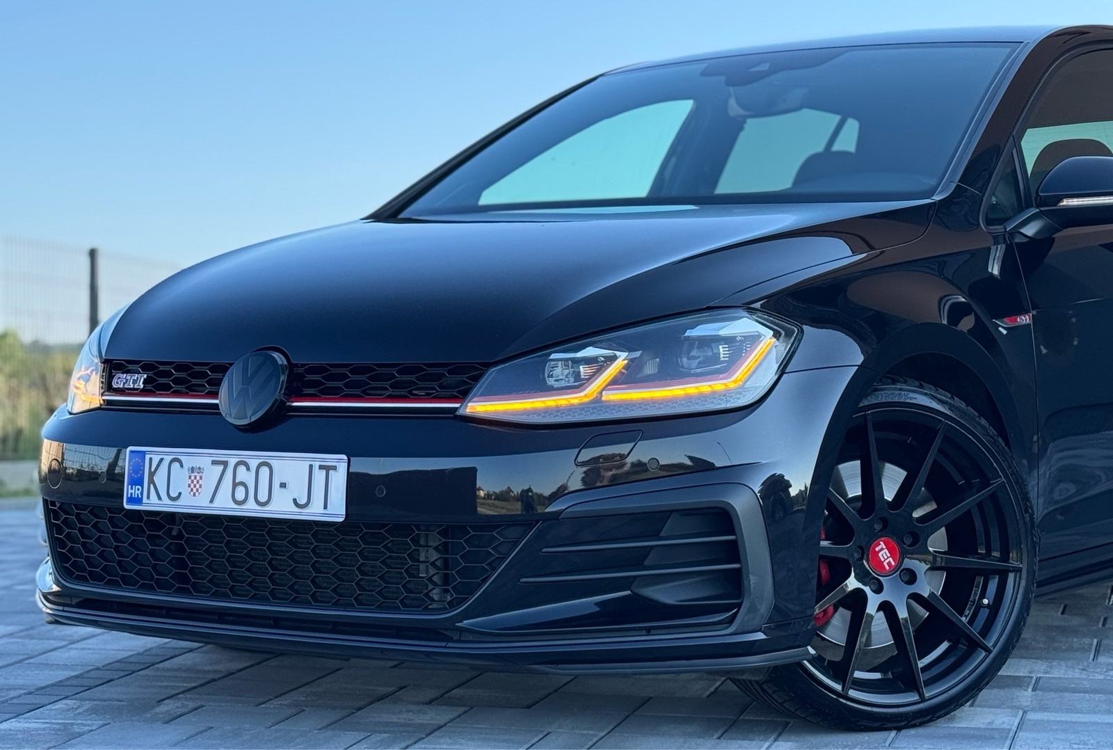 GOLF 7.5 GTI // PERFORMANCE // MILLTEK // DYNAUDIO // TEC GT7 19” //, fotografija 3