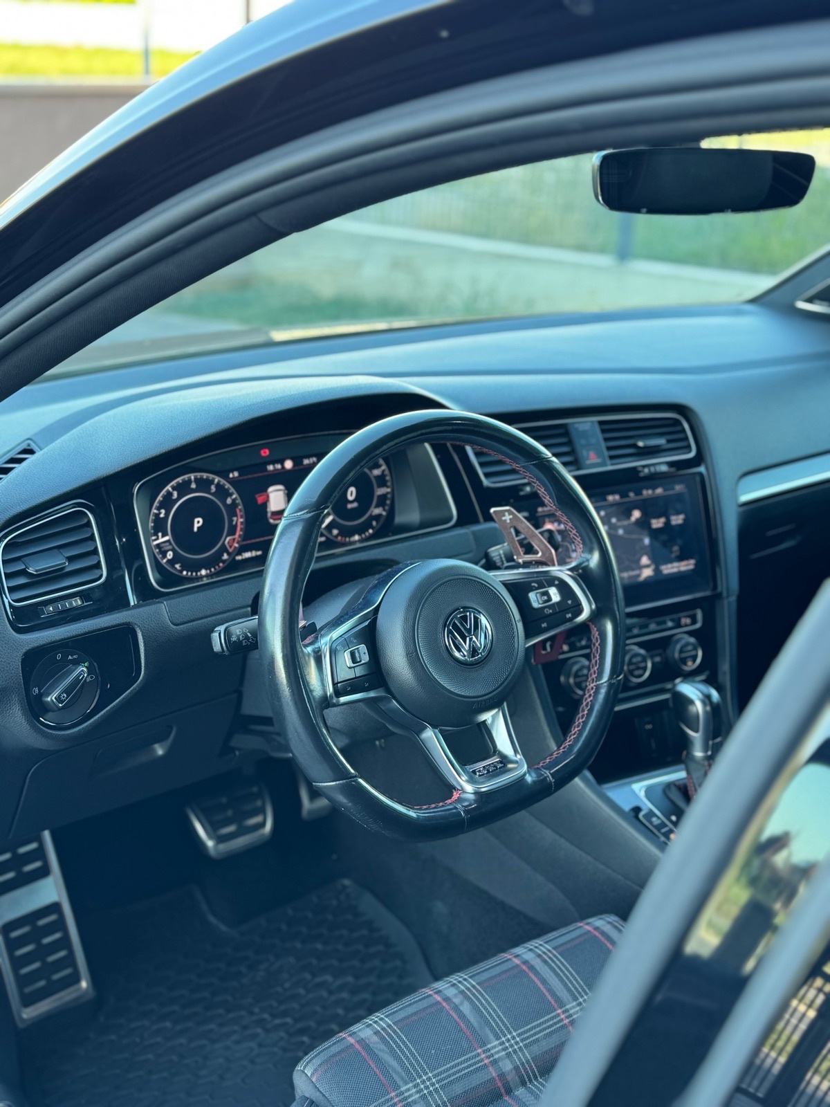 GOLF 7.5 GTI // PERFORMANCE // MILLTEK // DYNAUDIO // TEC GT7 19” //, fotografija 15
