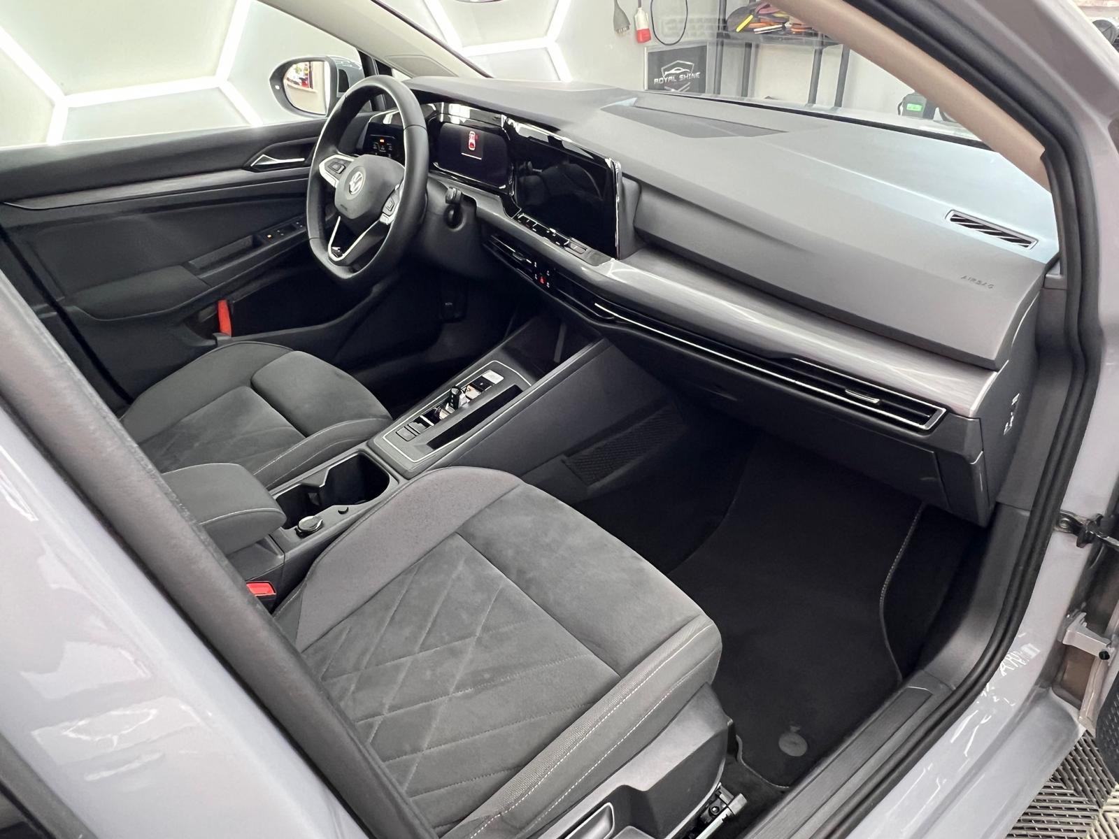 GOLF 8 2021 DSG 150KS•PANORAMA•IQ LIGHTS•VIRTUAL-MATRIX•AMBI•REG 07/27, fotografija 8