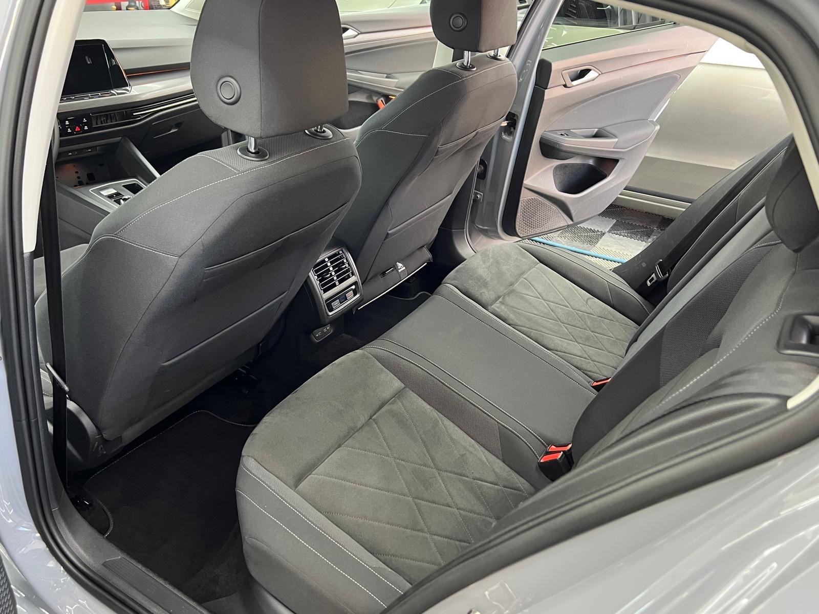GOLF 8 2021 DSG 150KS•PANORAMA•IQ LIGHTS•VIRTUAL-MATRIX•AMBI•REG 07/27, fotografija 10
