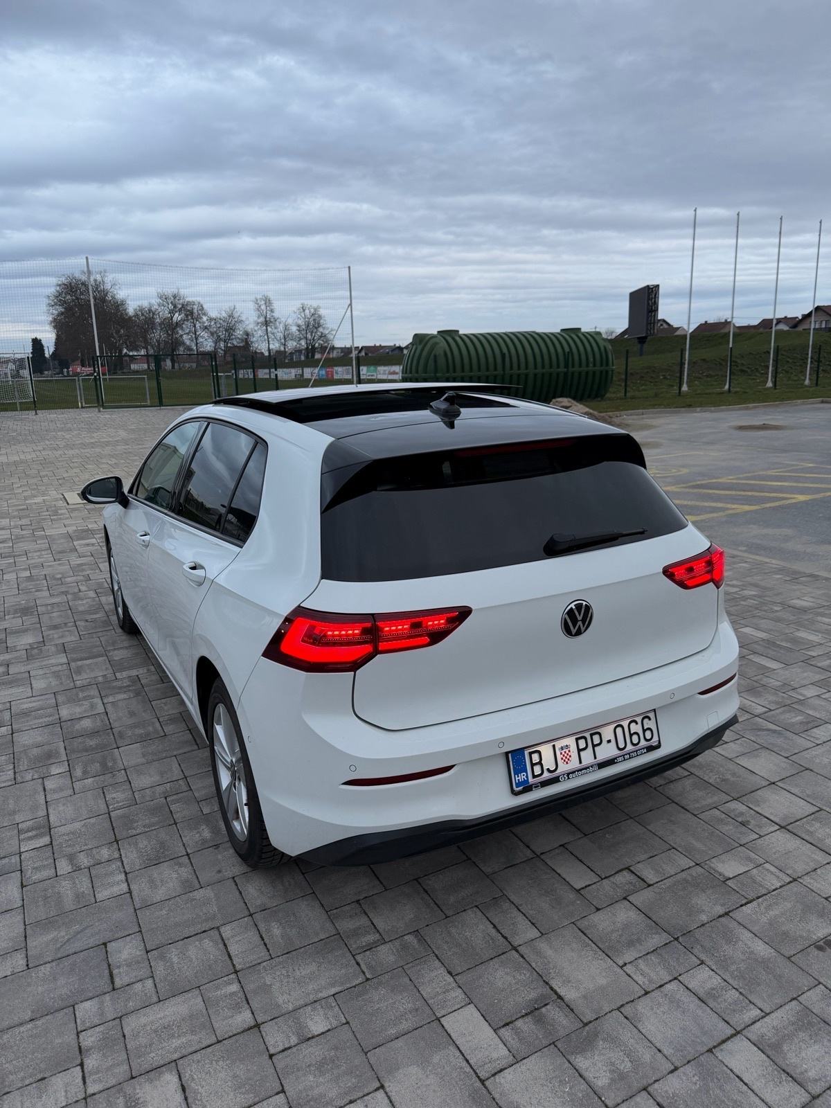 Golf 8 2022 Panorama 2.0tdi 150ks, IQ Lihts, Matrix-xeno-led., fotografija 2