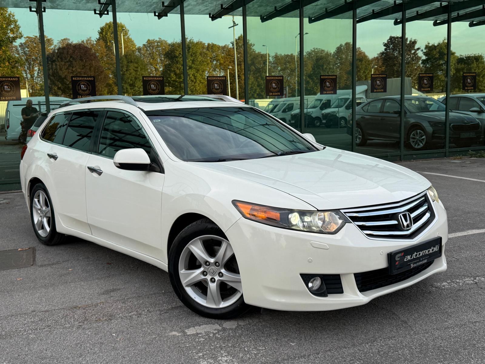 Honda Accord 2,0 i | automatik | Executive |, pogled izvana - slika 1