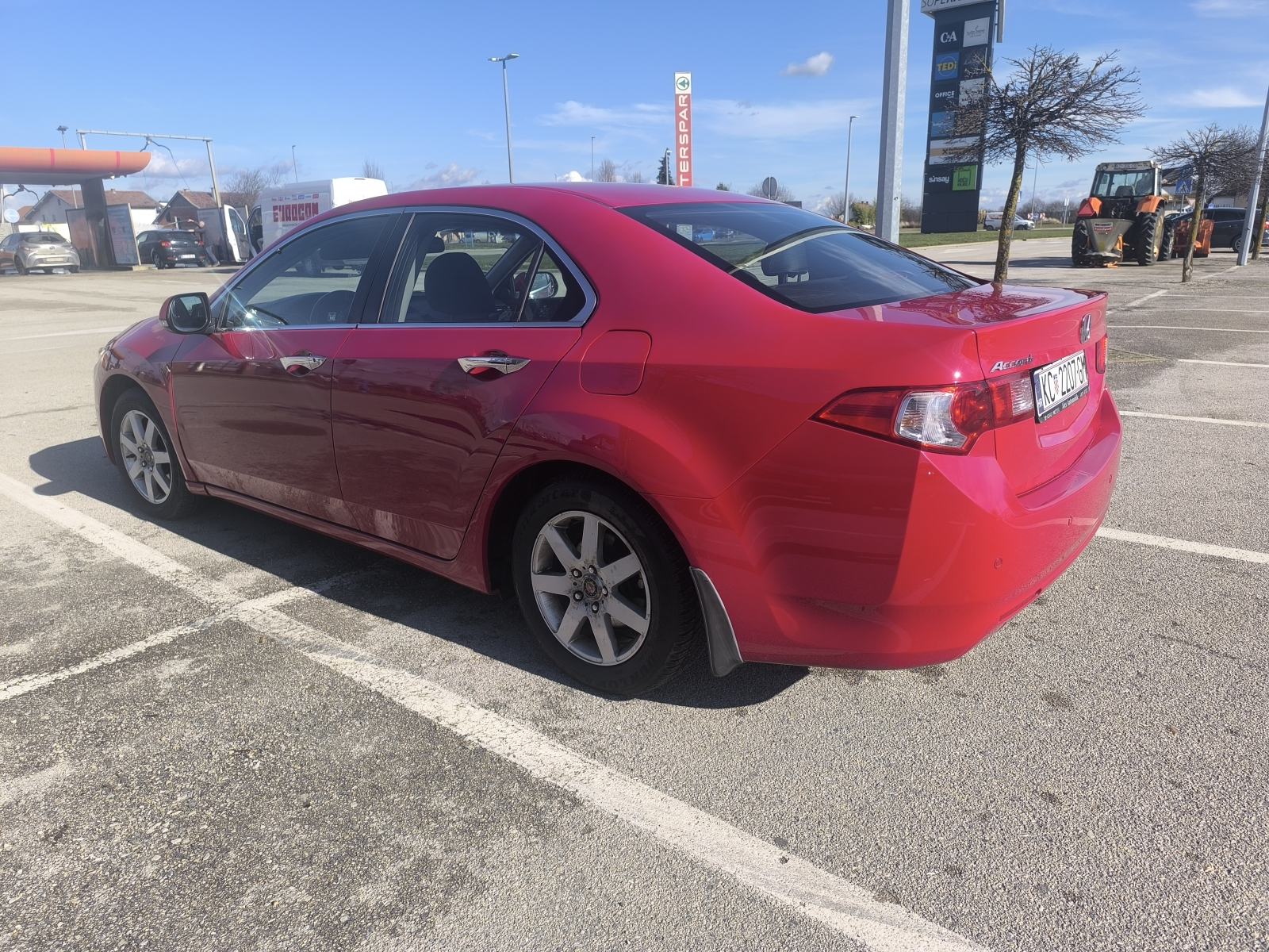 Honda Accord 2,0 i, fotografija 11