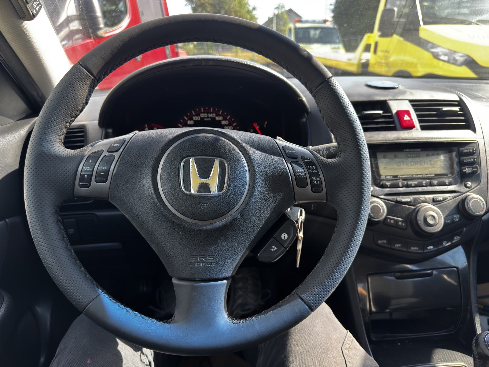Honda Accord 2,2, 1 vlasnik, HR auto, servisna knjiga, fotografija 11